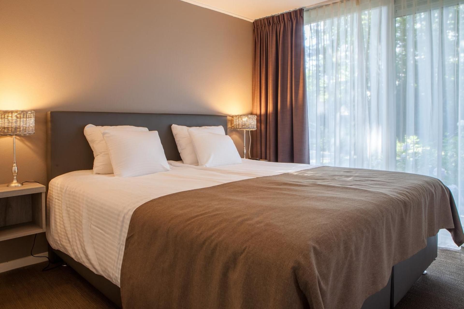 Comfort Room with Terrace
