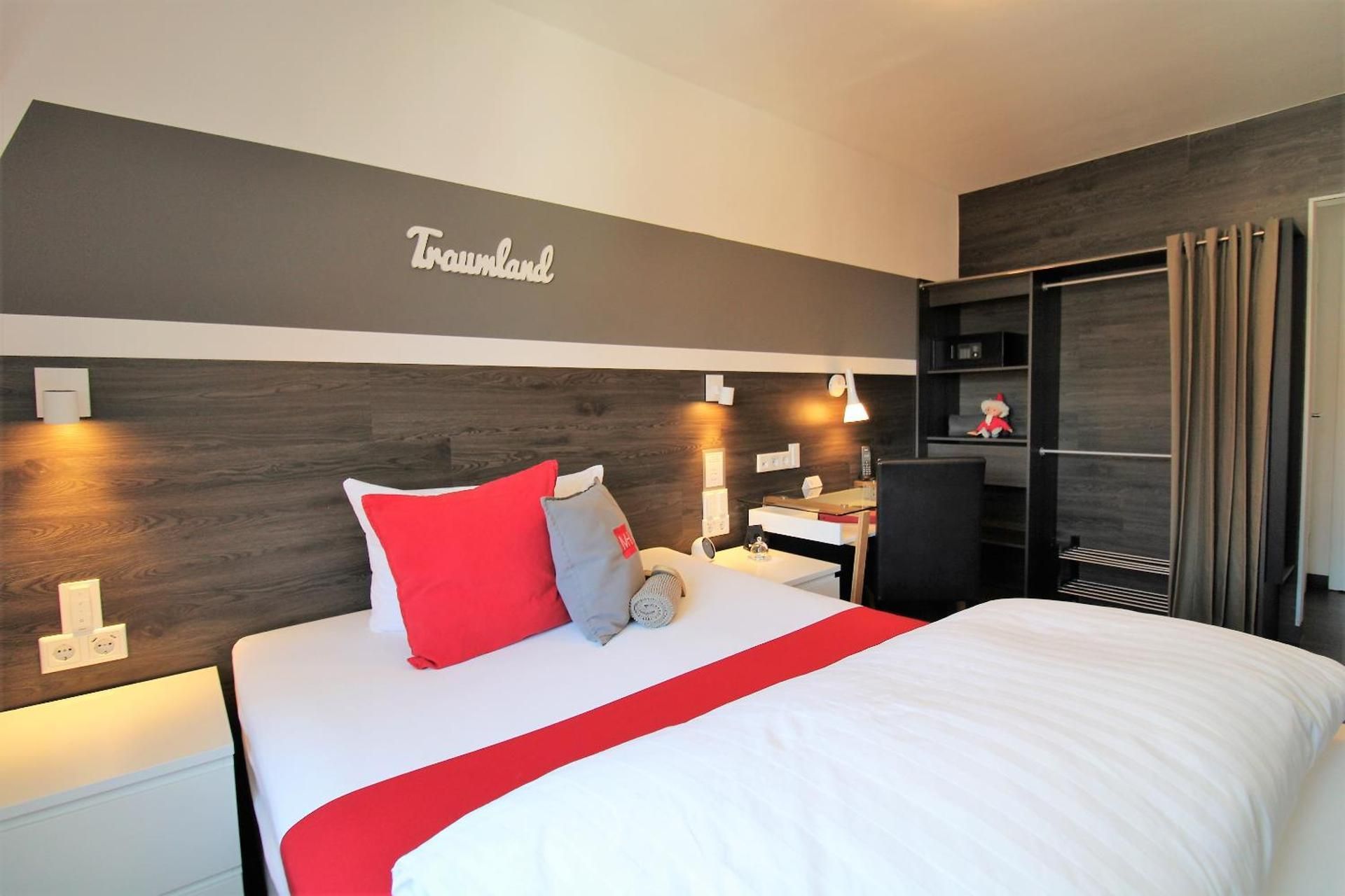 Business Single Room