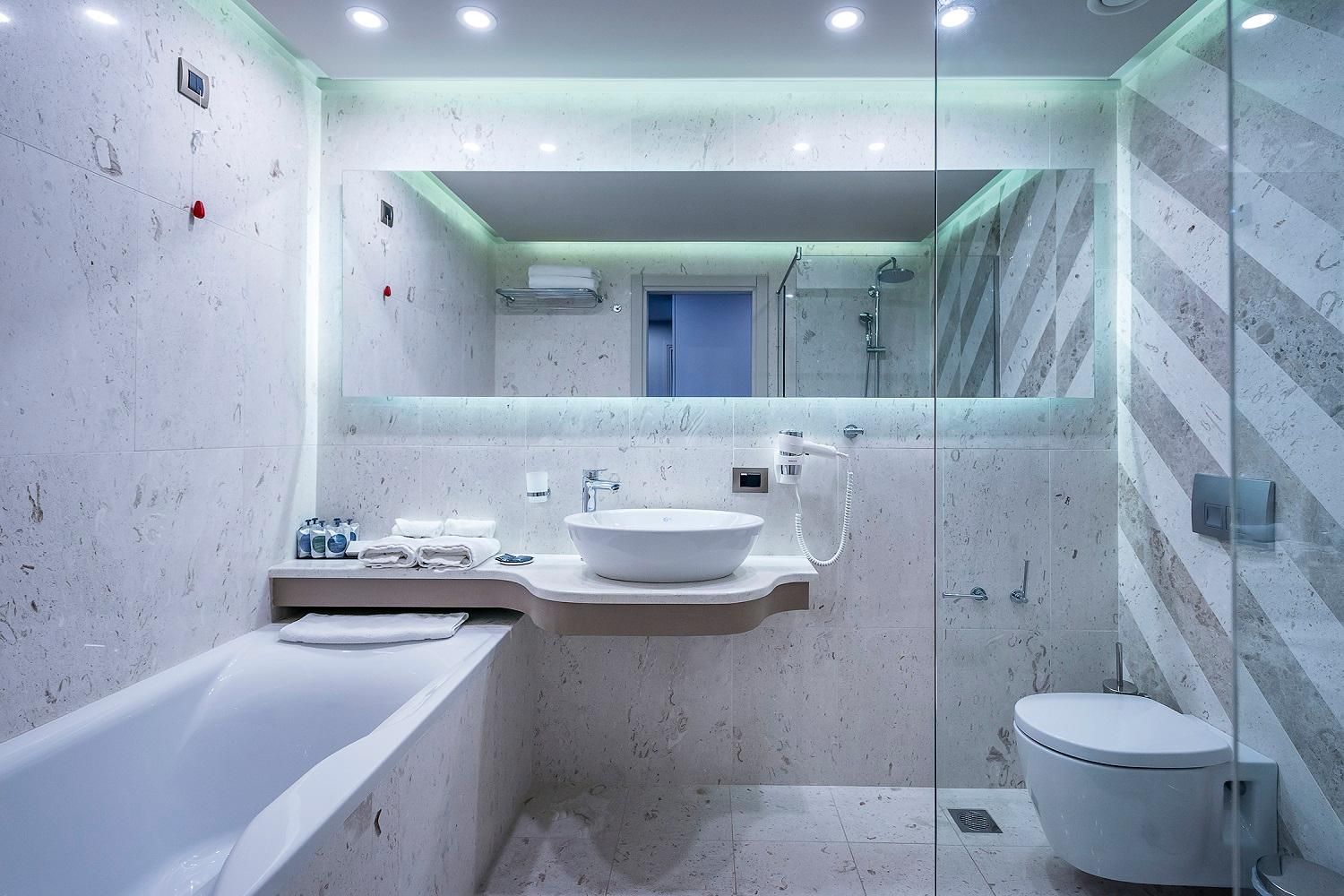 Suite for 4 People - Non-Smoking
