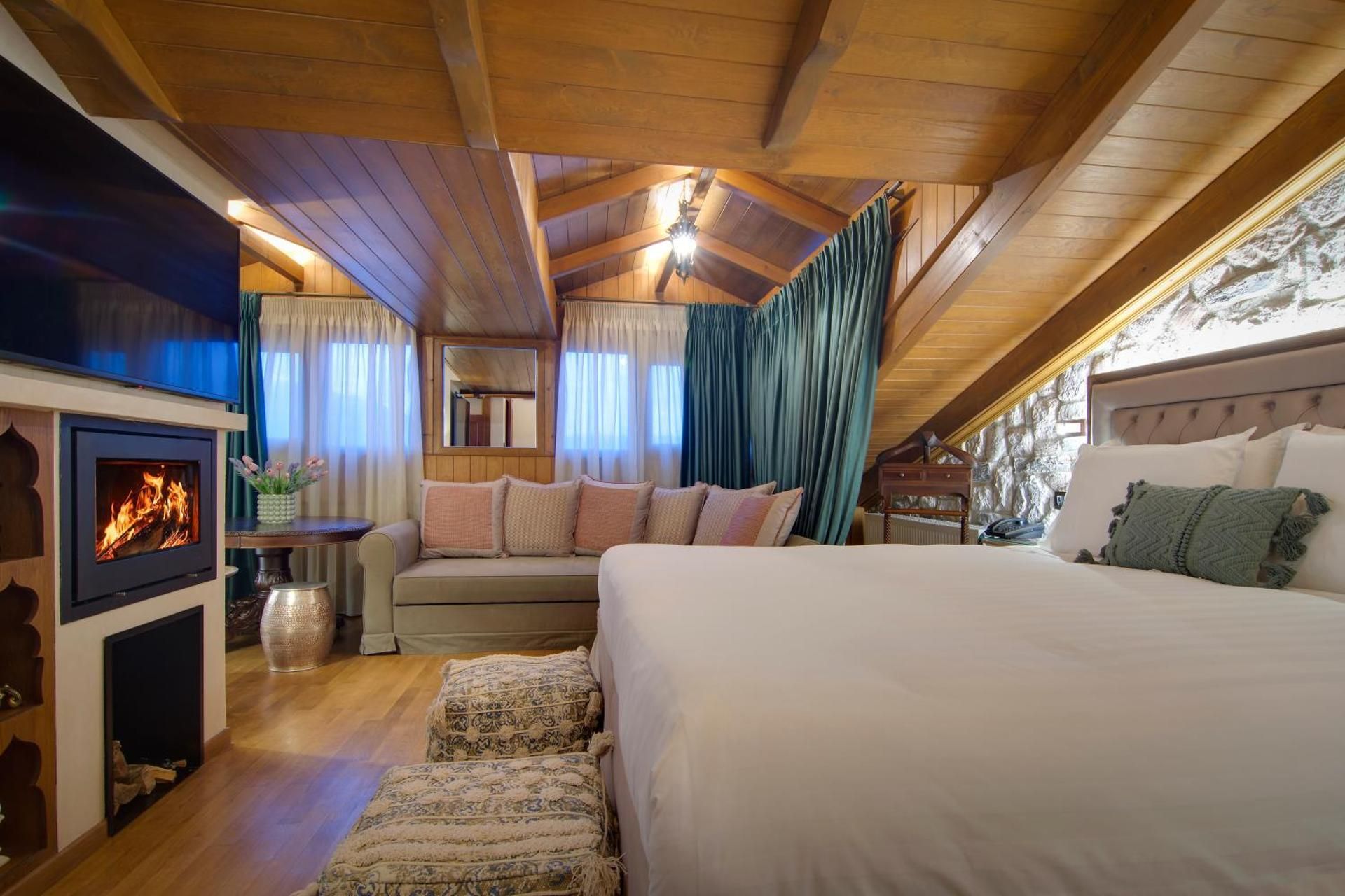 King Room with Lake View