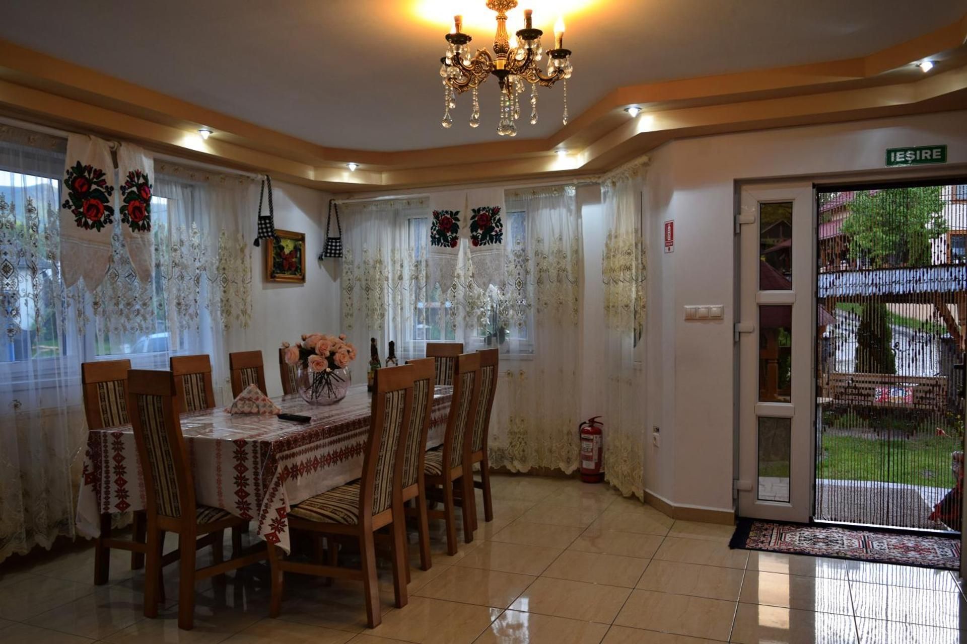 Casa Traditionala Breb