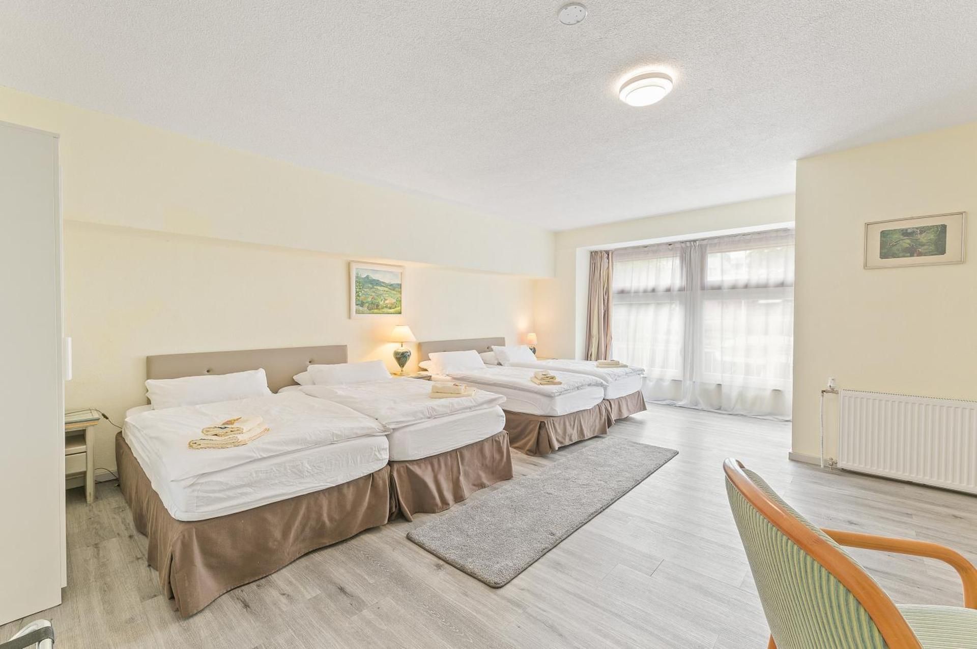 Classic Quadruple Room