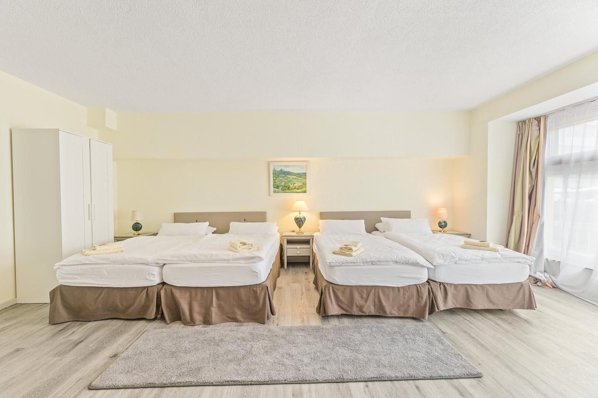 Classic Quadruple Room