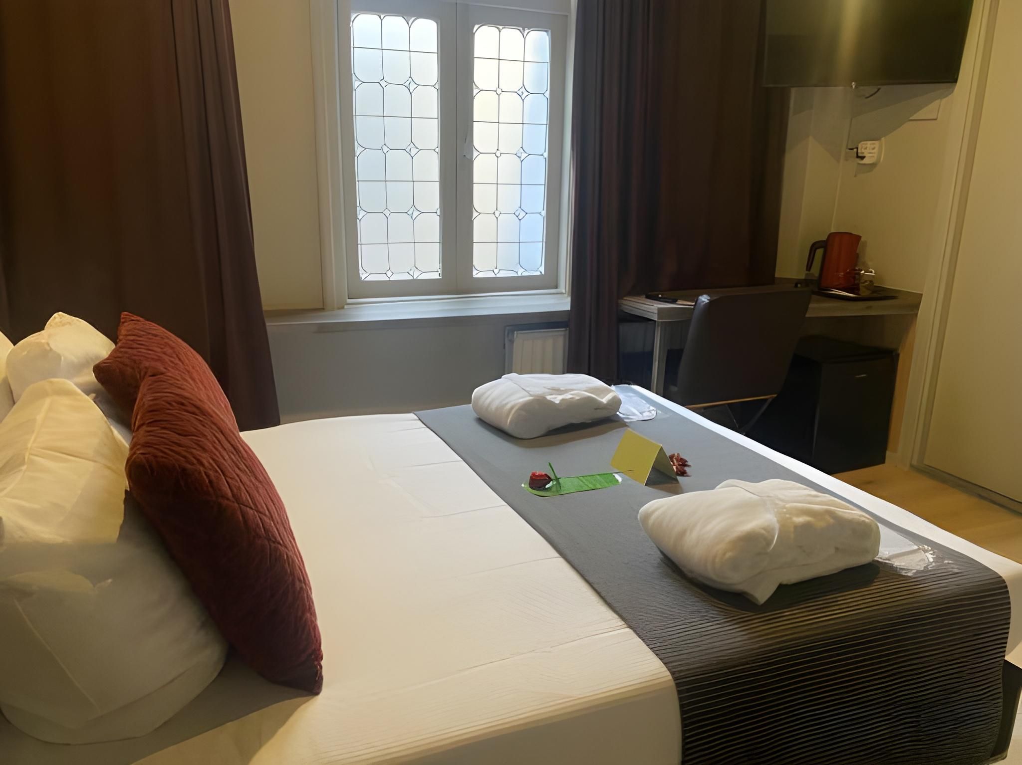 Deluxe Double Room with Bath