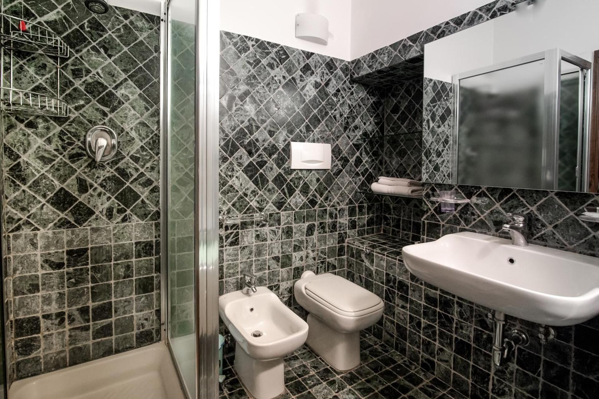 Junior Suite with City View