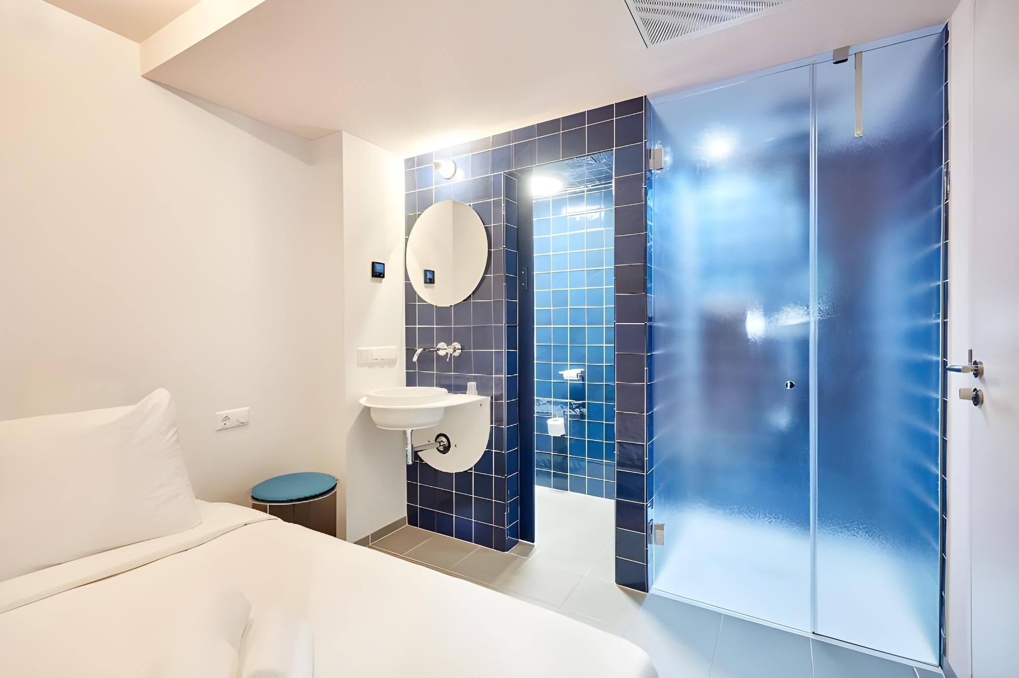 The Grass is Greener in the other Room