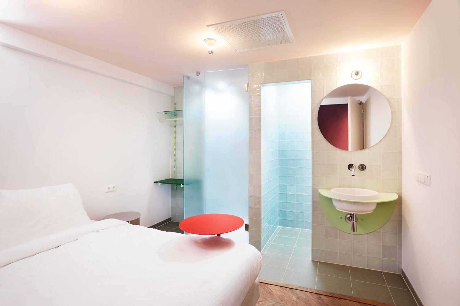 Wish You a Nice Stay Medium