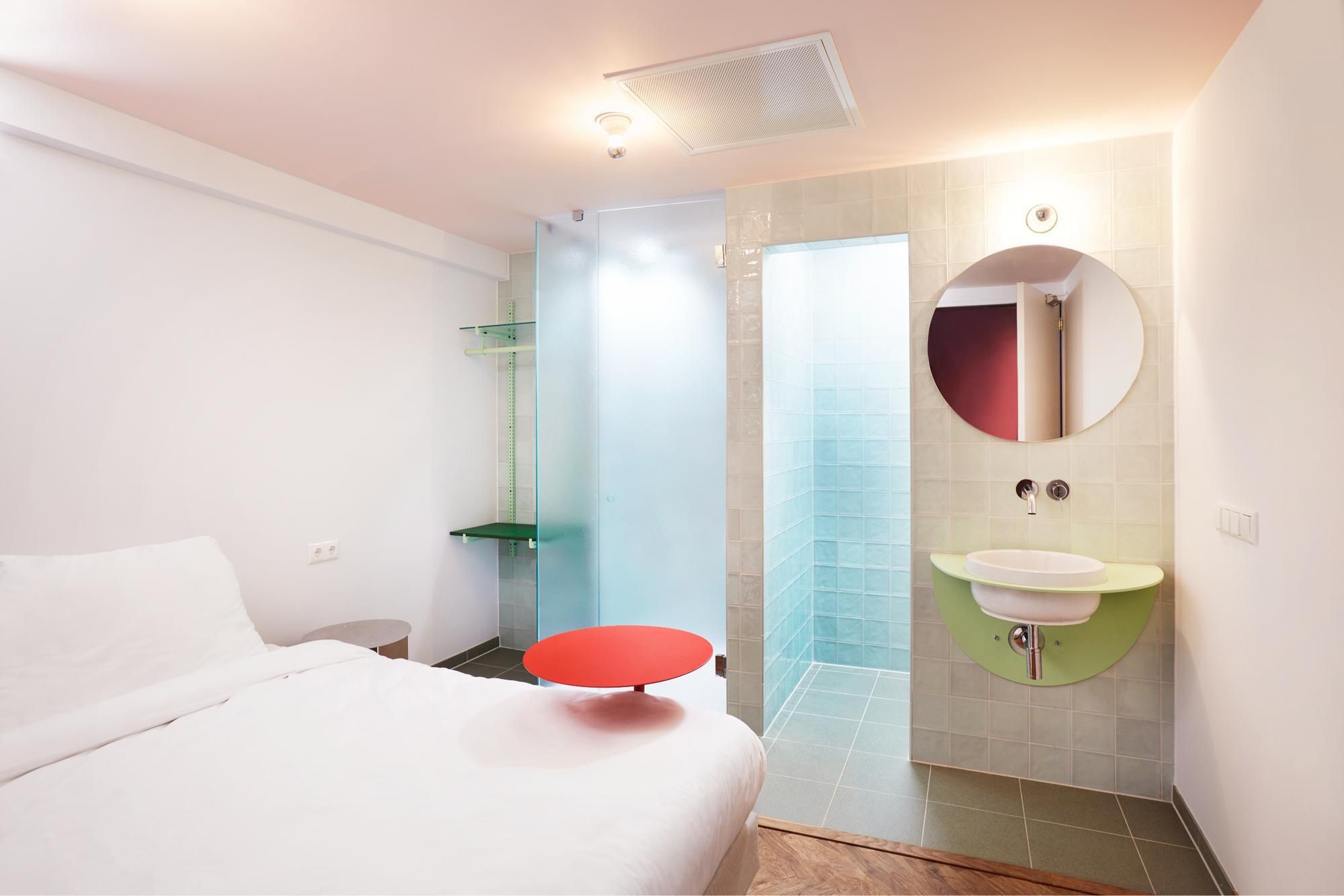 Wish You a Nice Stay Small