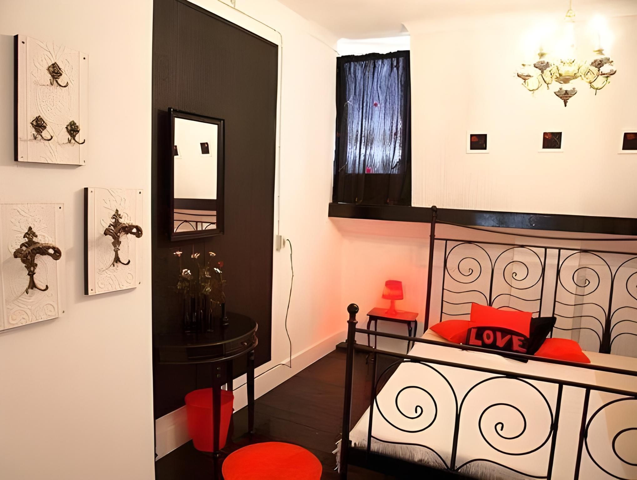 Double Room with Shared Bathroom