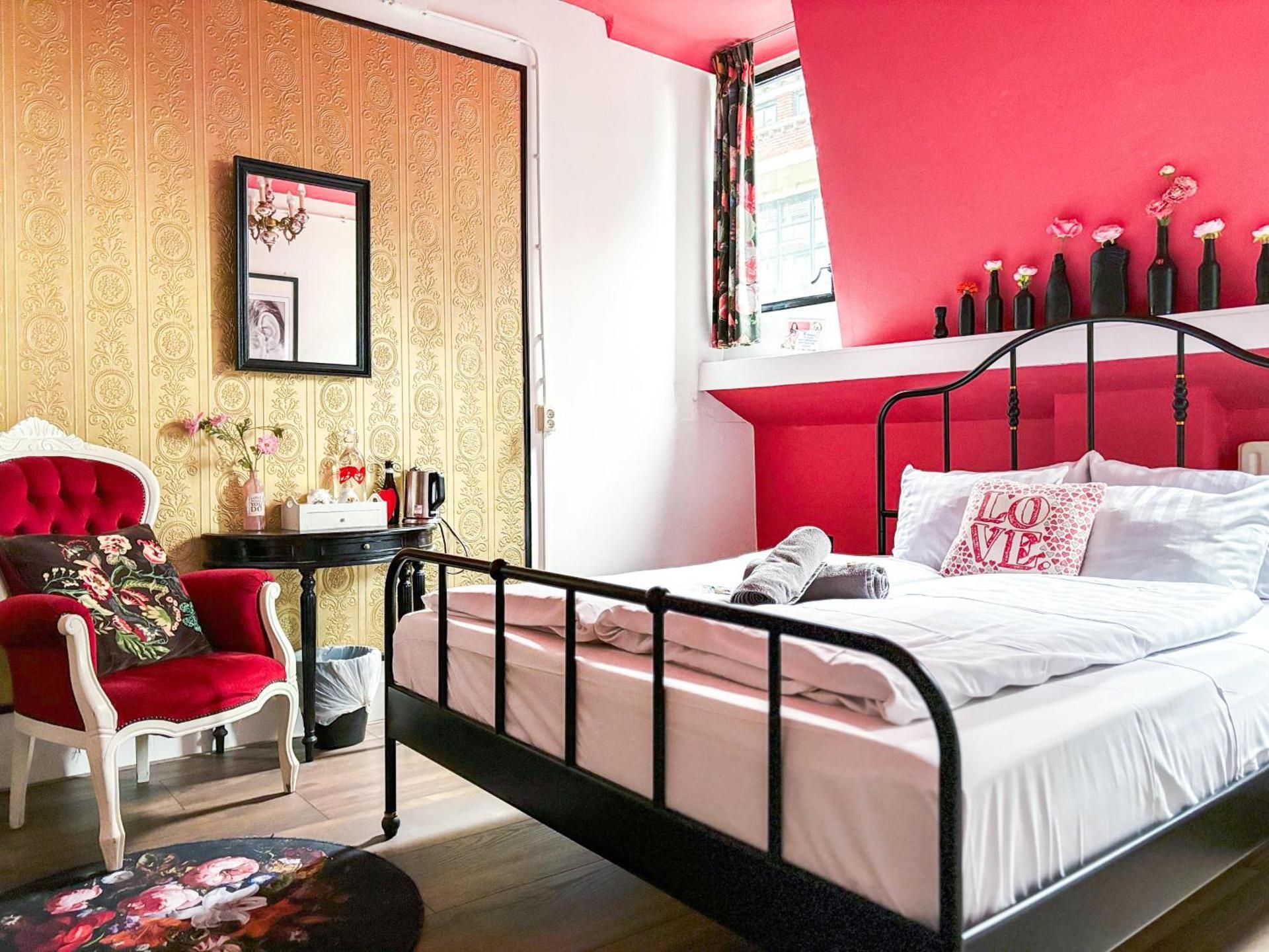 Double Room with Shared Bathroom