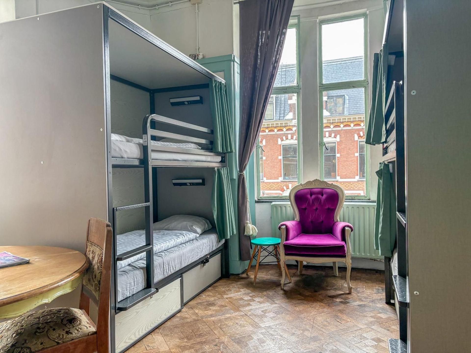 Bed in 5-Bed Mixed Dormitory Room