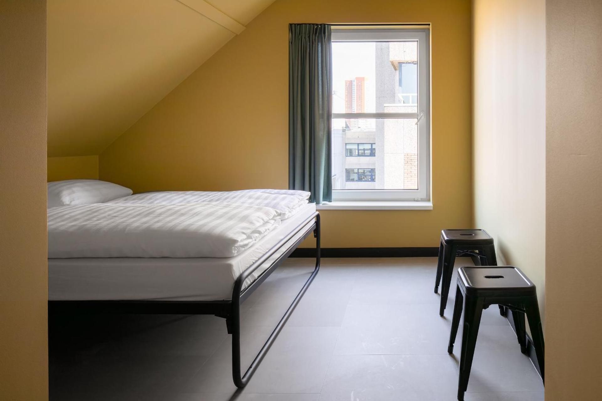 CoolDocks Double Room