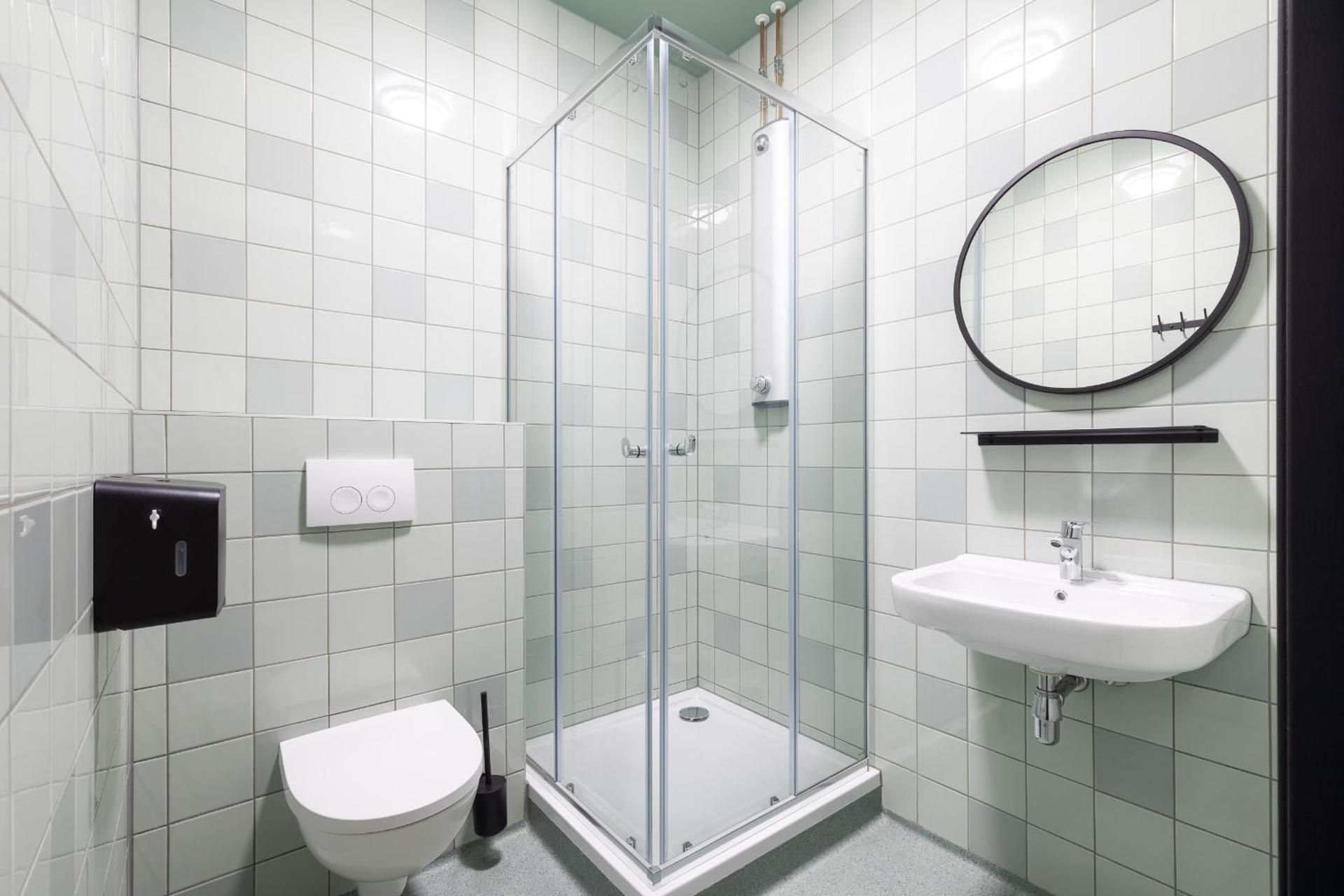 Mixed dorm room with private bathroom