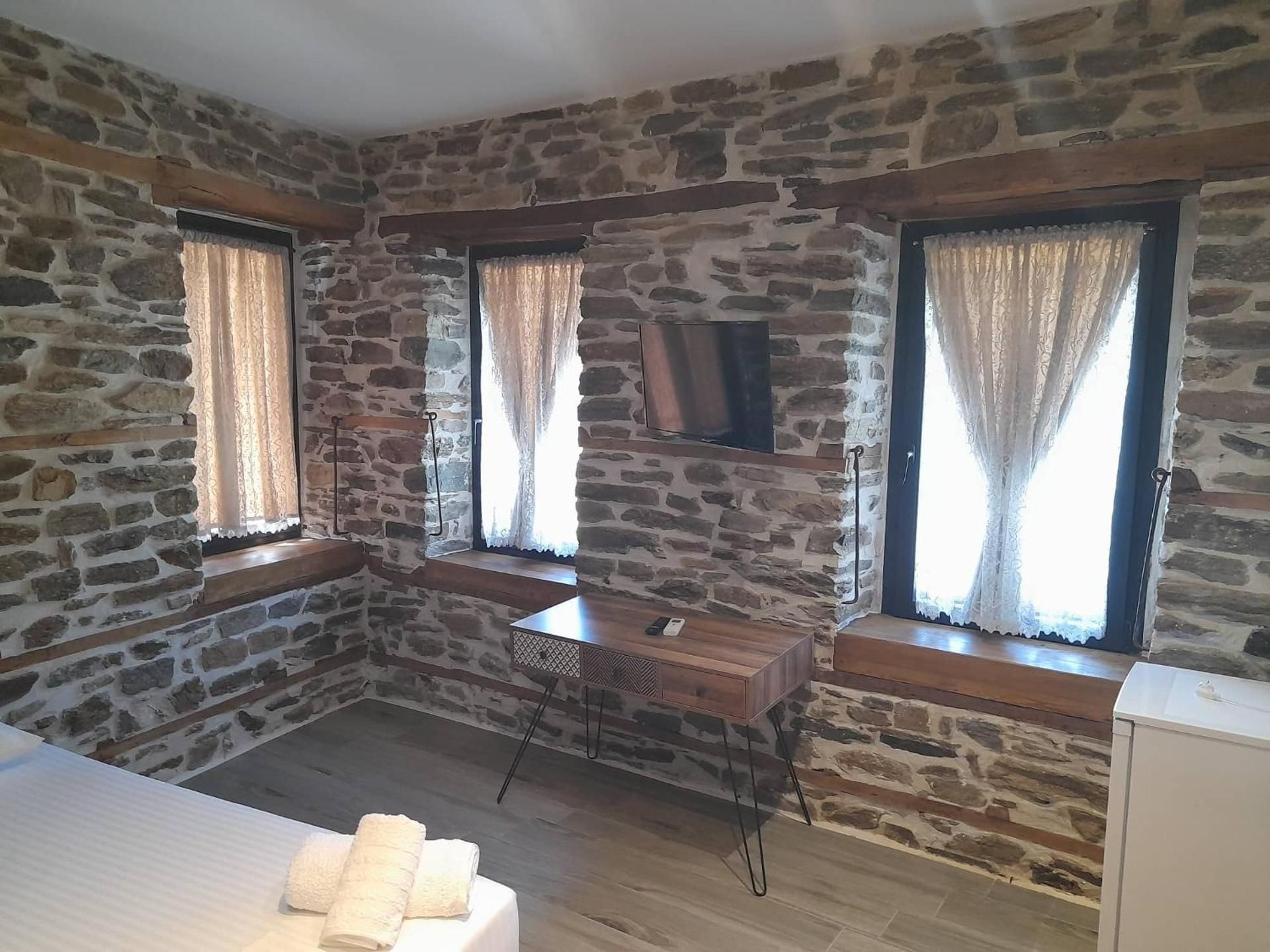 Double Room with Mountain View