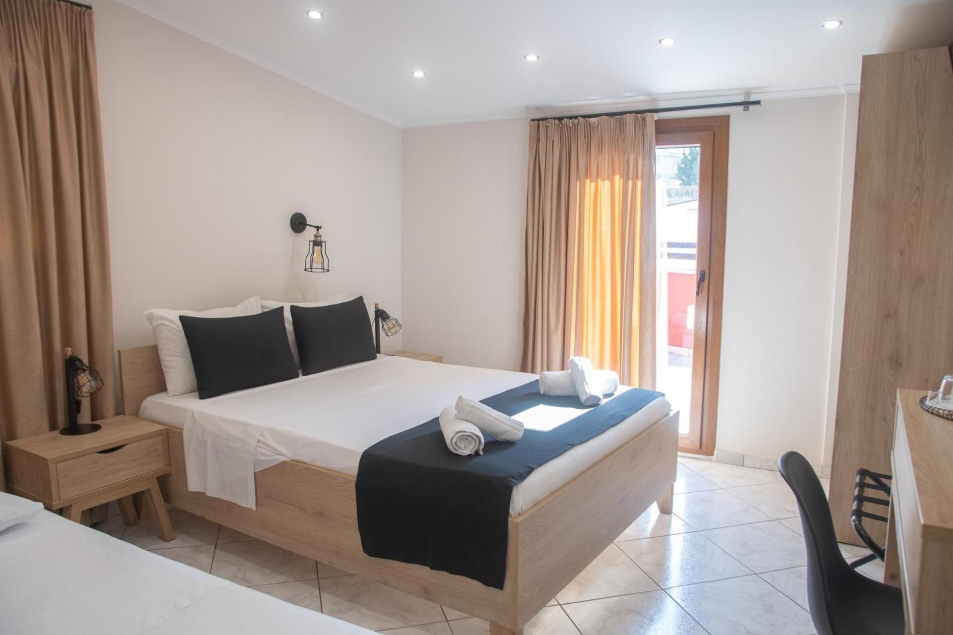 Triple Room with Balcony