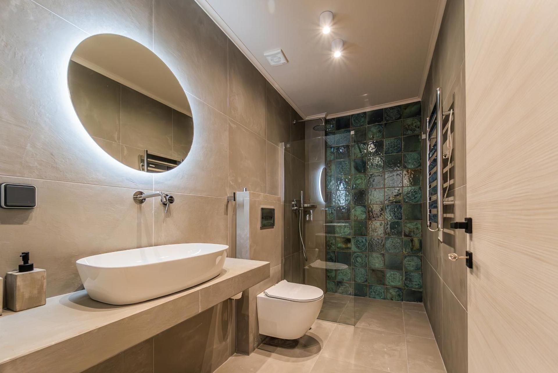 Suite with City View