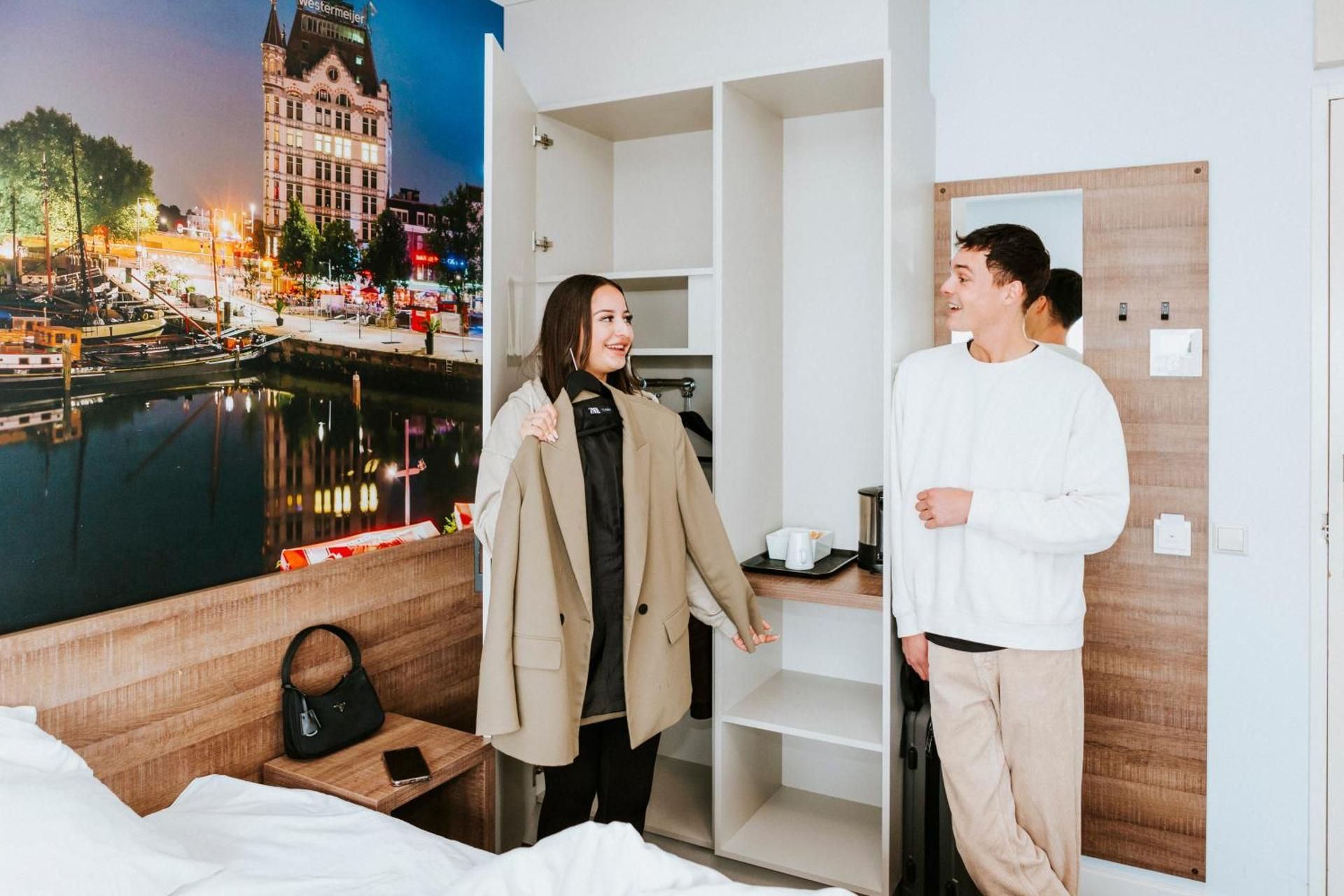 City View Queen Room