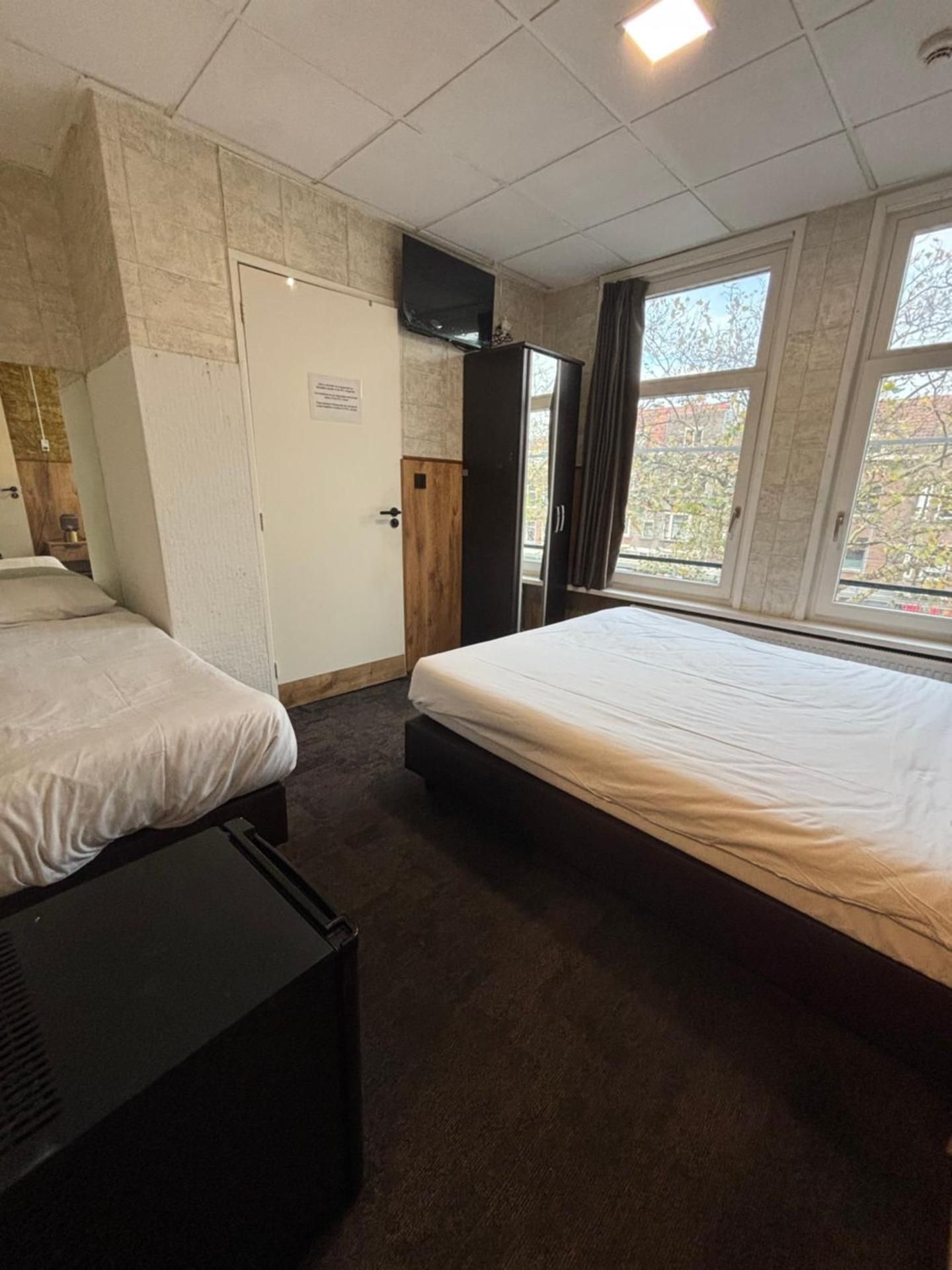 Triple Room with Private Bathroom