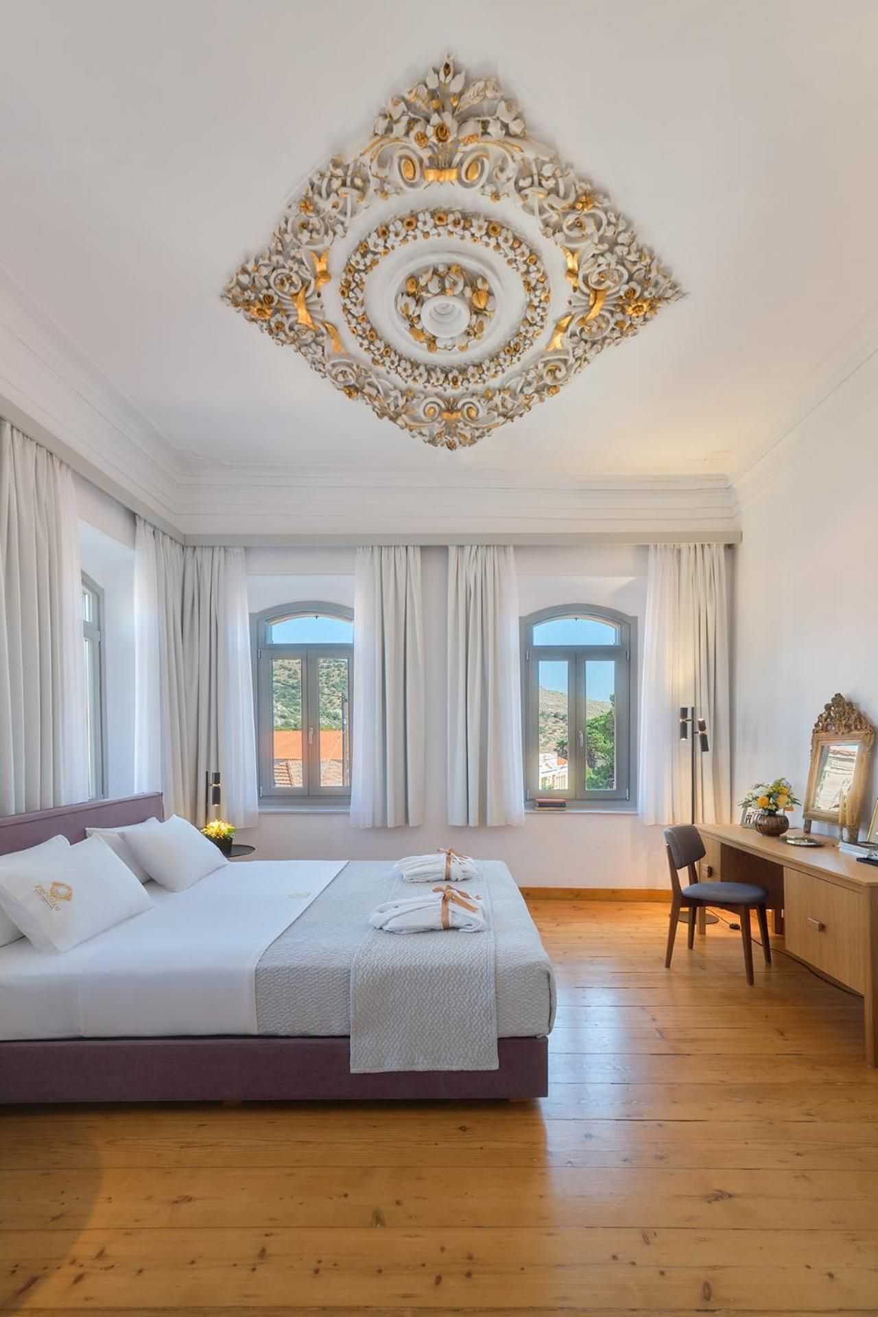King Suite with Sea View
