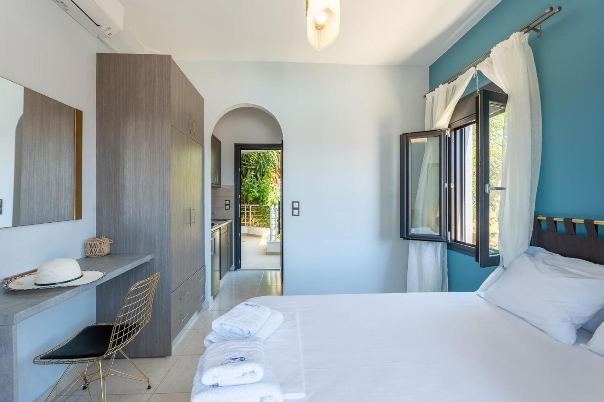 Standard Double or Twin Room with Sea View