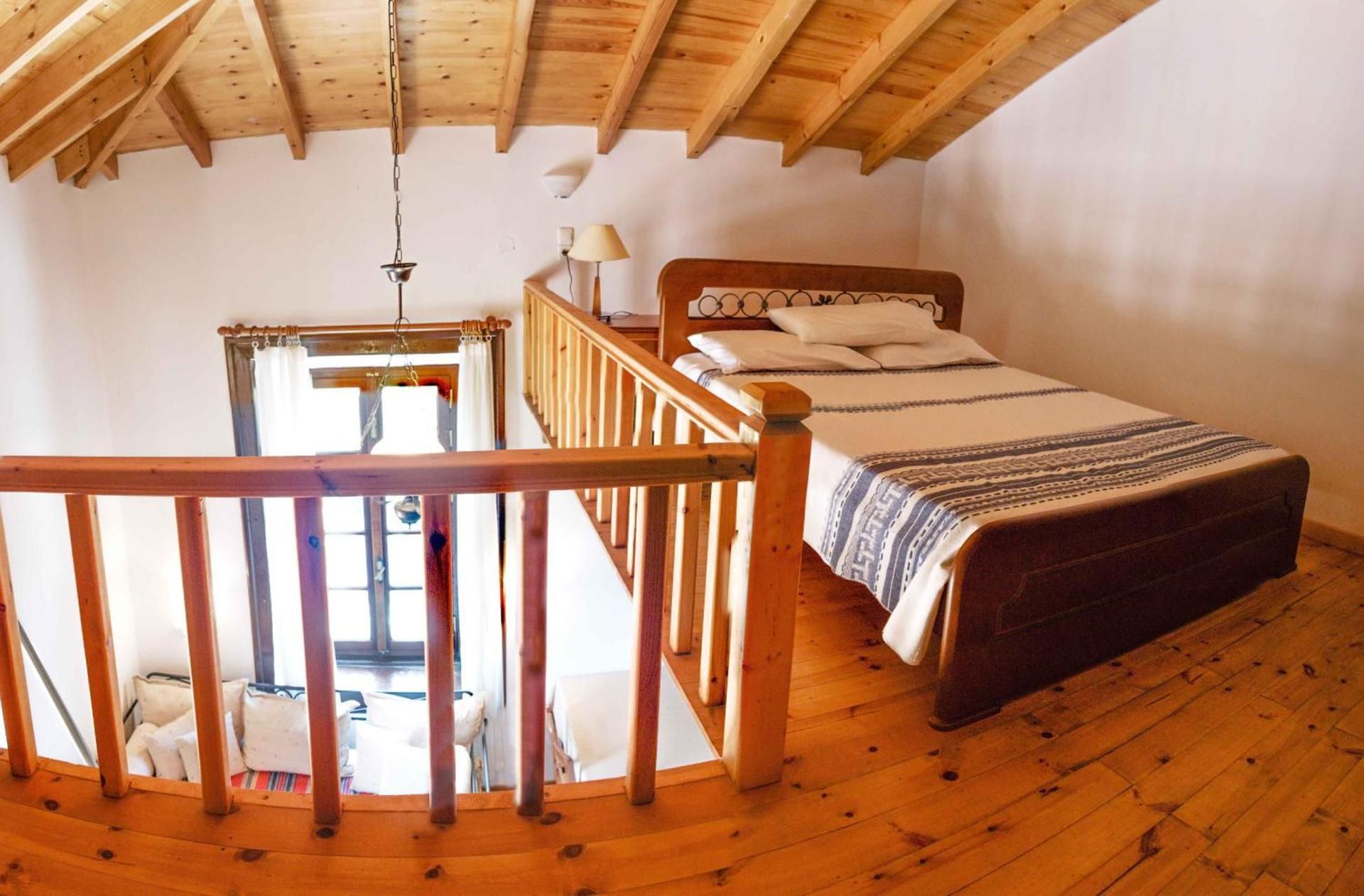 Studio (2 Adults)