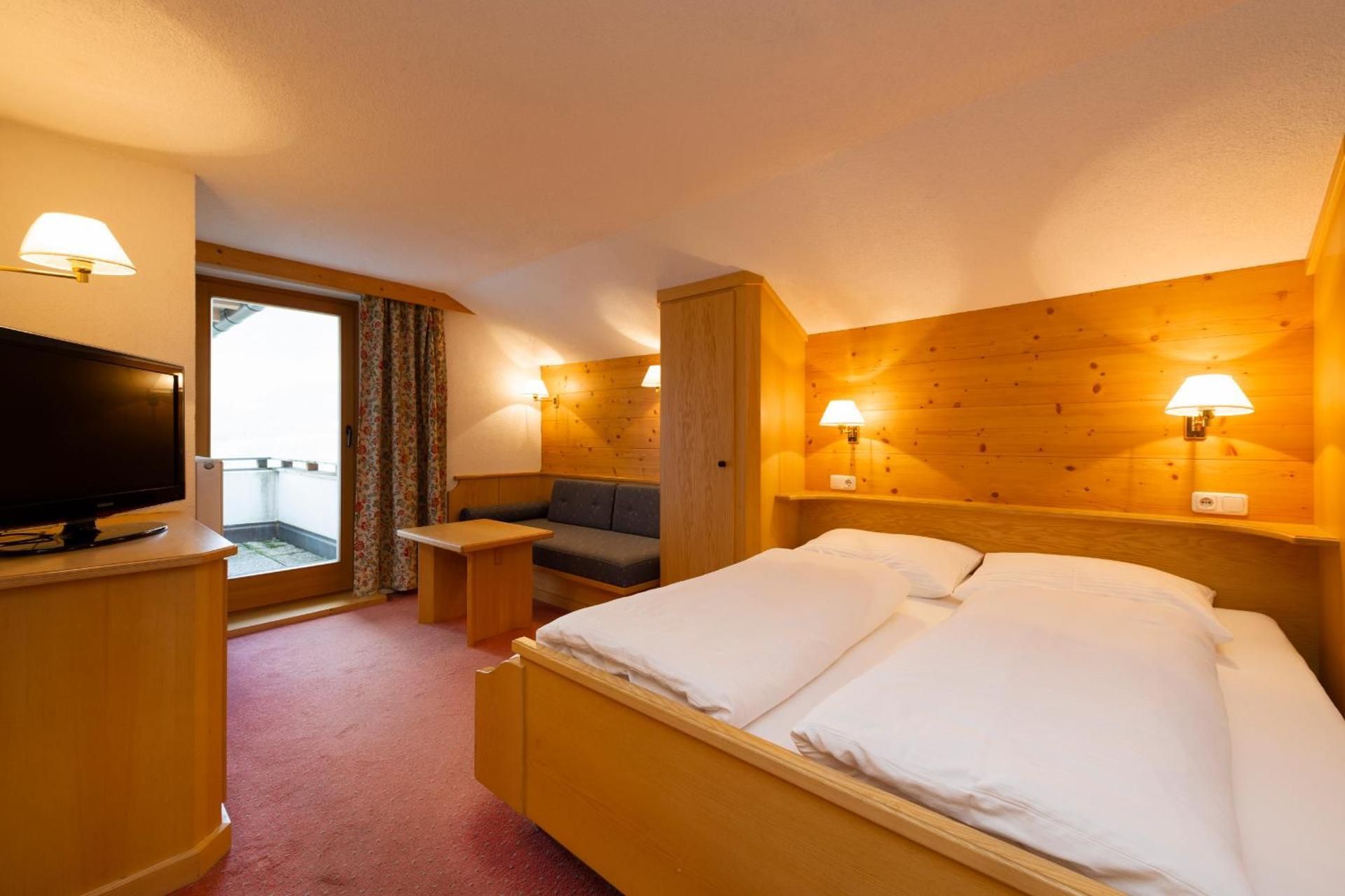 Junior Suite with Balcony
