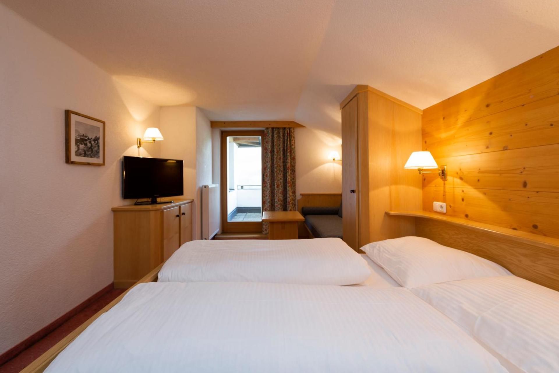 Junior Suite with Balcony