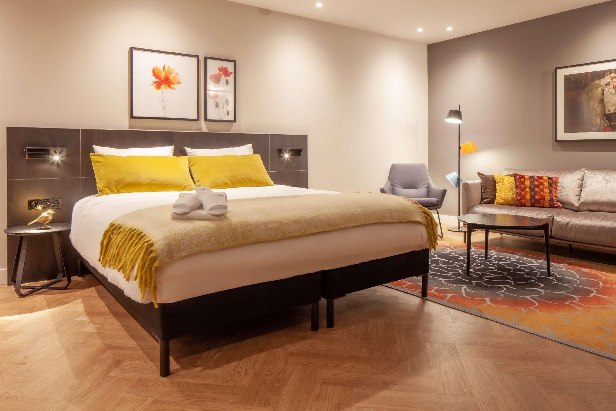 Business Suite 1 King Bed