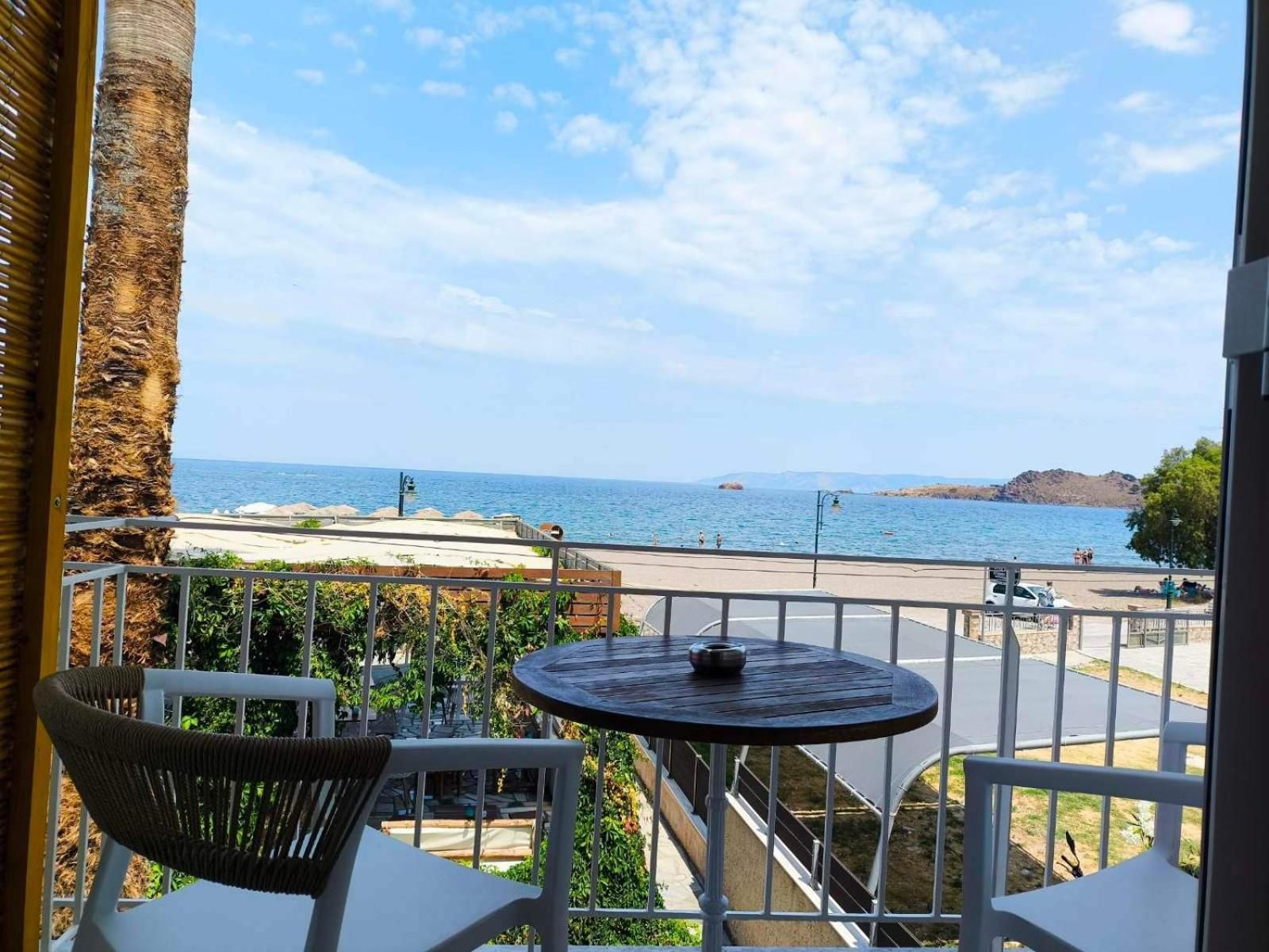 Deluxe Double or Twin Room with Sea View
