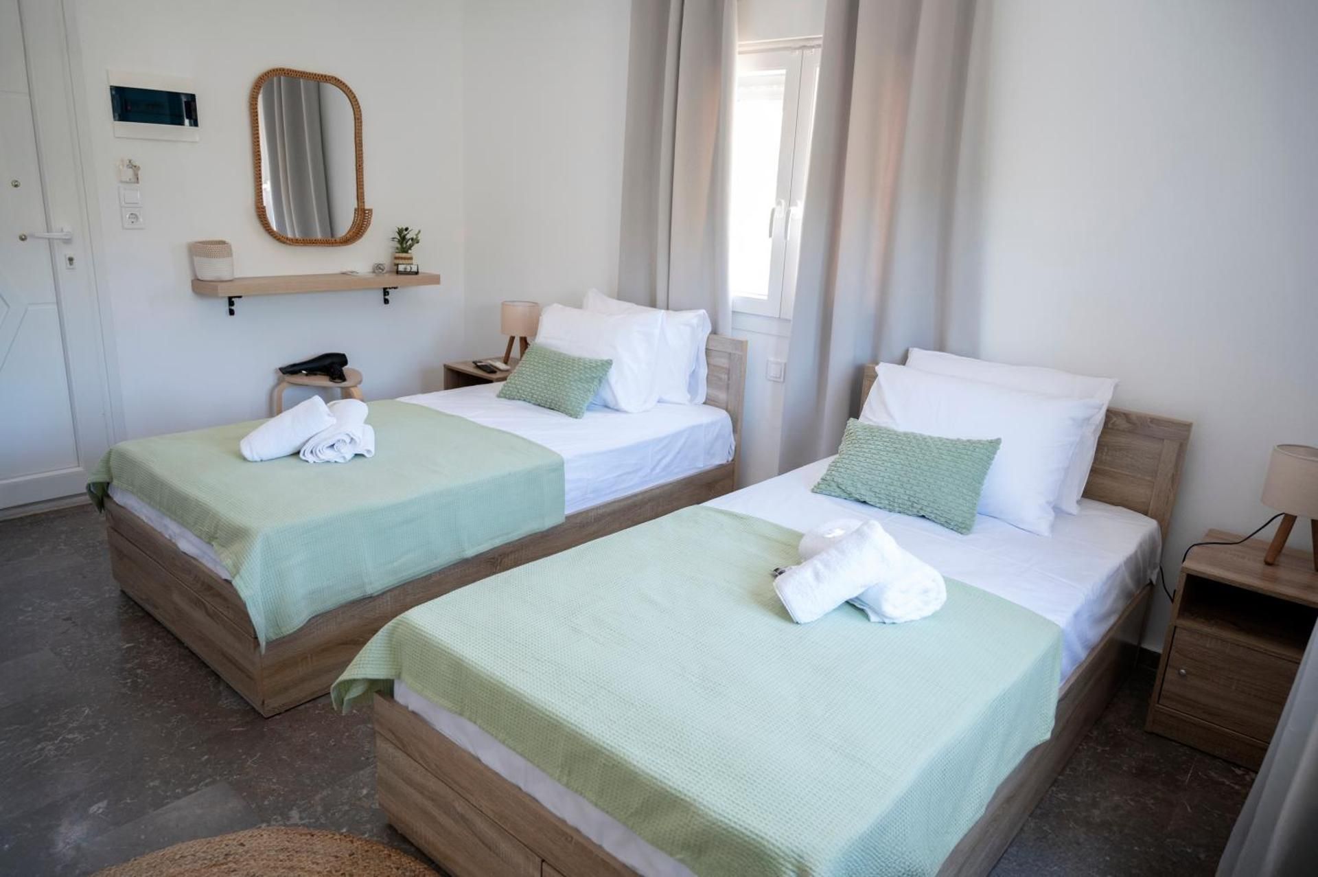 Standard Twin Room with Garden View