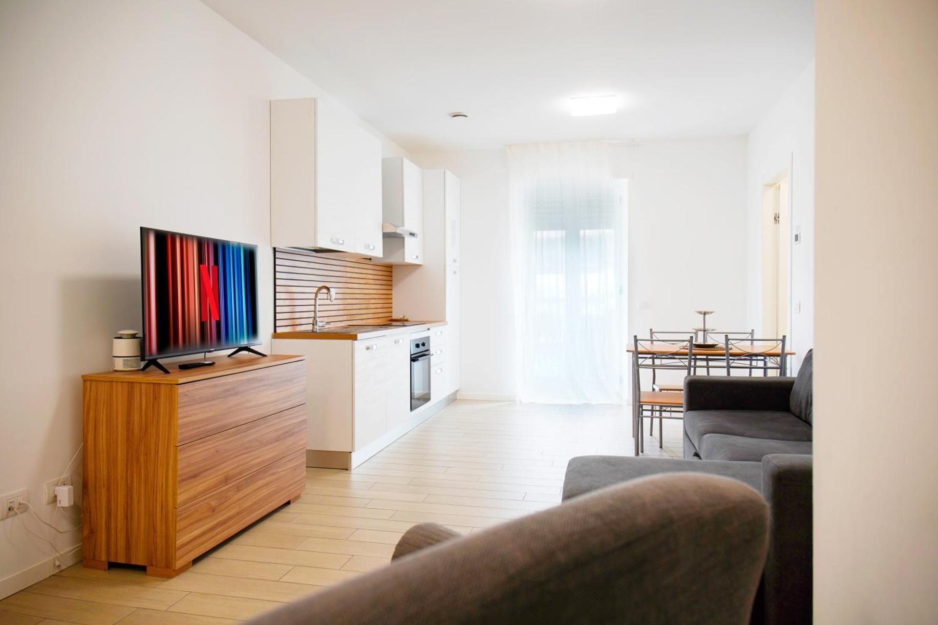 One-Bedroom Apartment