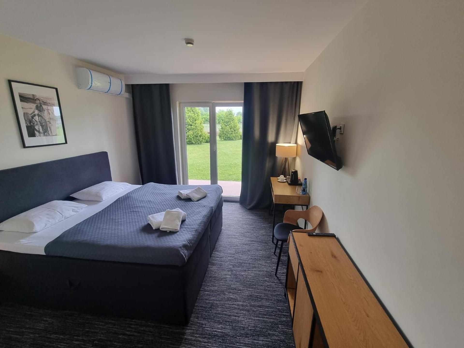 King Room with Lake View