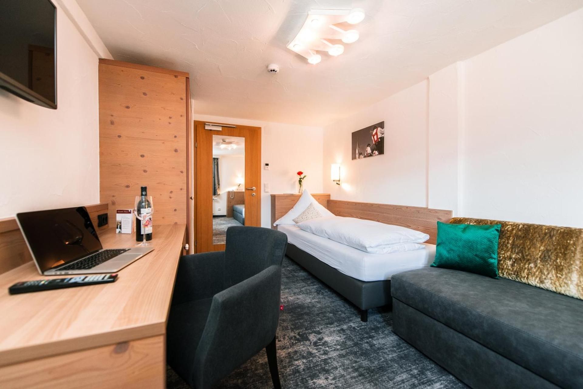 Standard Single Room