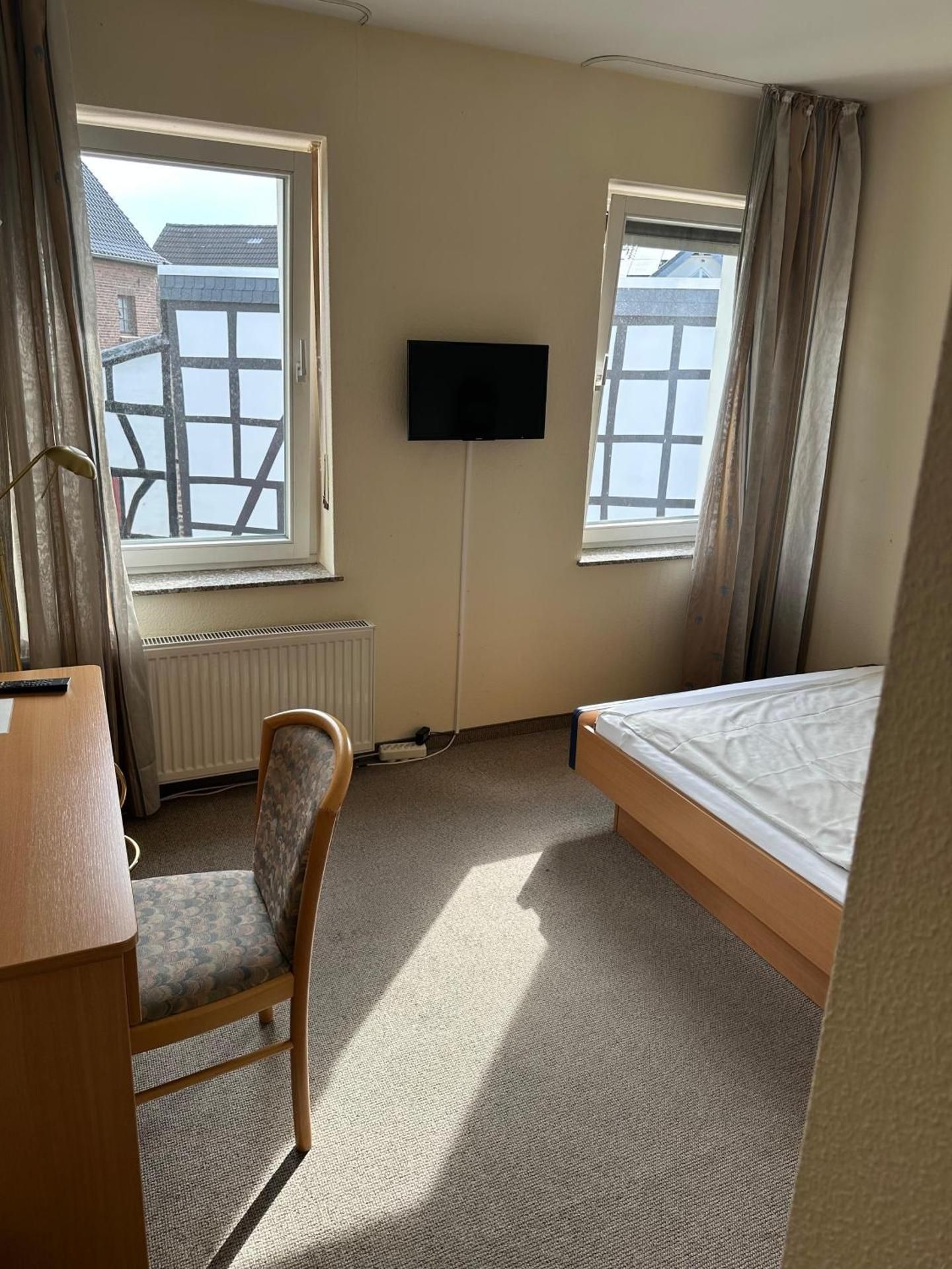 Single Room with Bathroom