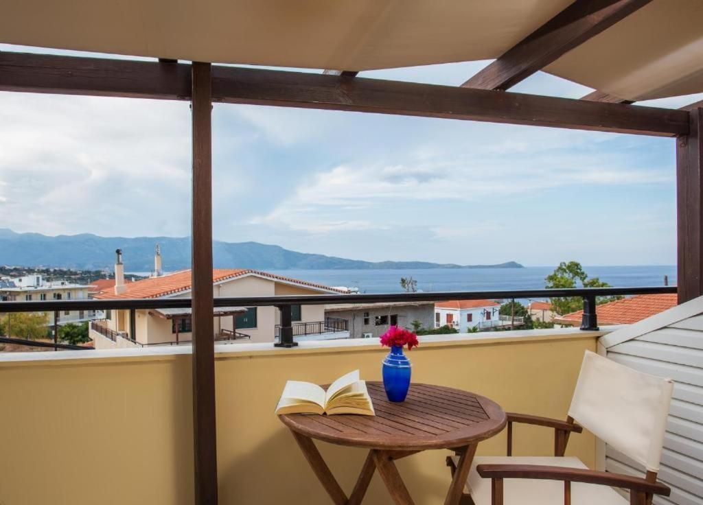Studio with Sea View