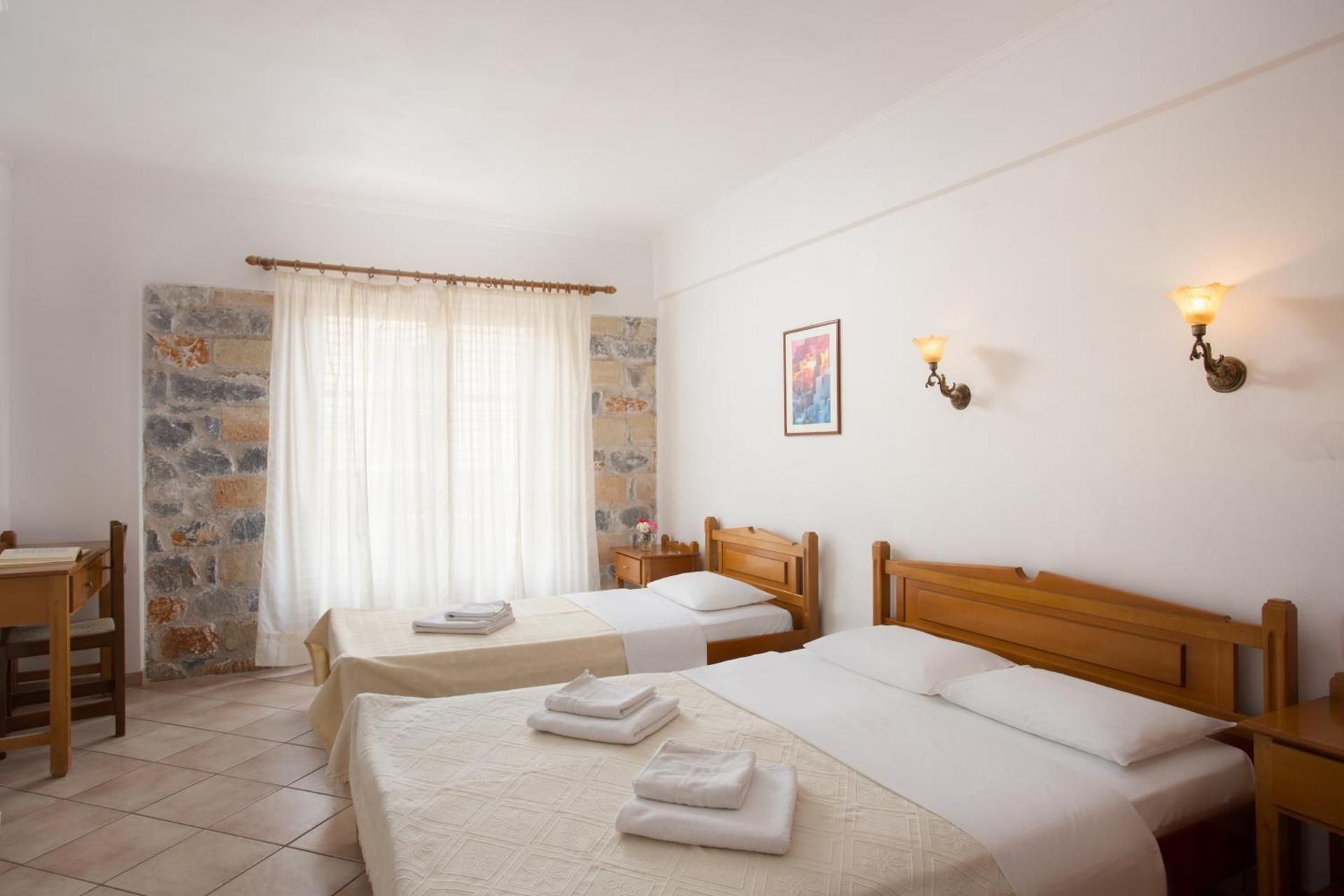 Triple Room with Partial Sea View
