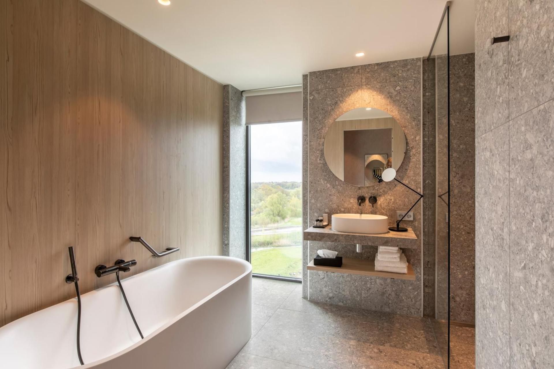 Van der Valk Hotel Deventer Standard Twin Room 3