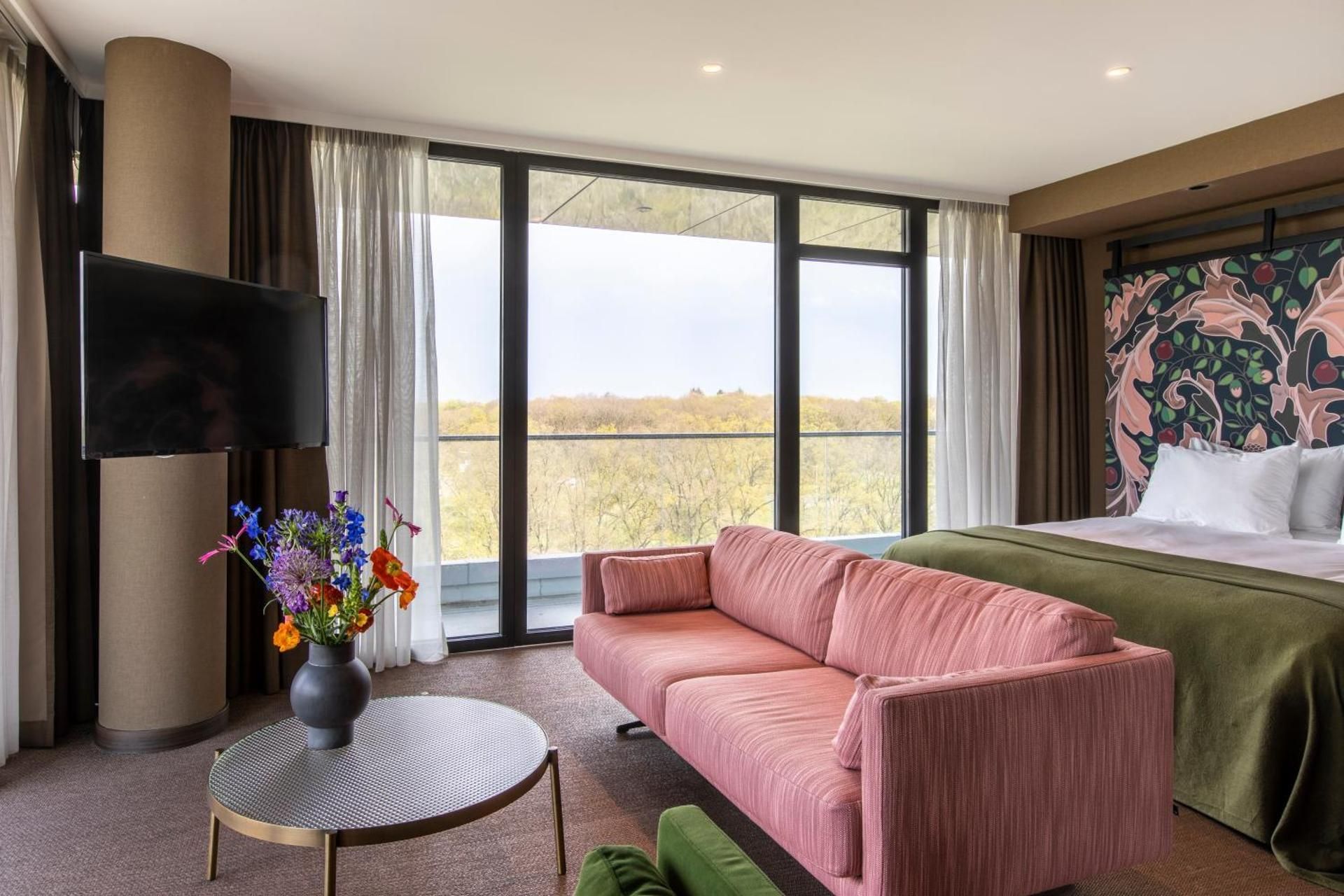 Van der Valk Hotel Deventer Suite with Hot Tub 3