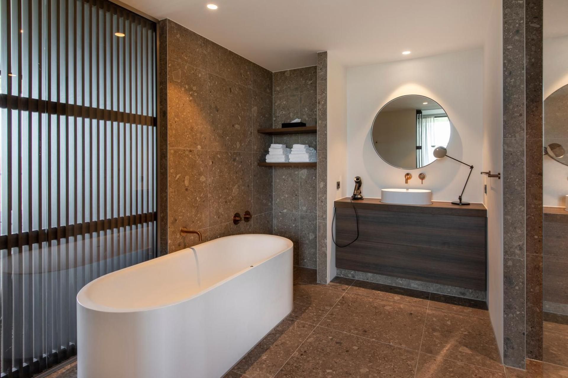 Van der Valk Hotel Deventer Suite with Hot Tub 2