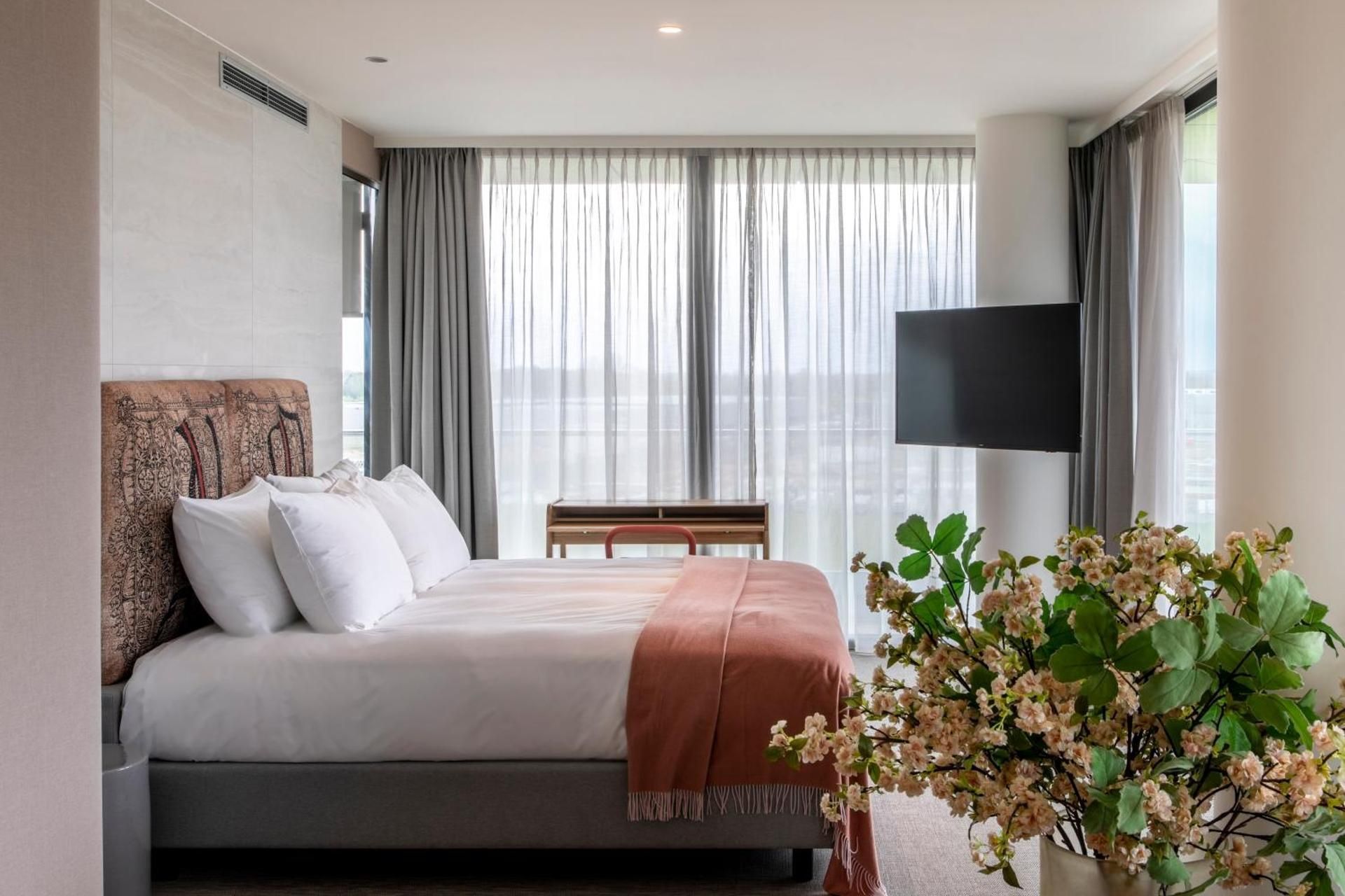 Van der Valk Hotel Deventer Suite with Spa Bath 2