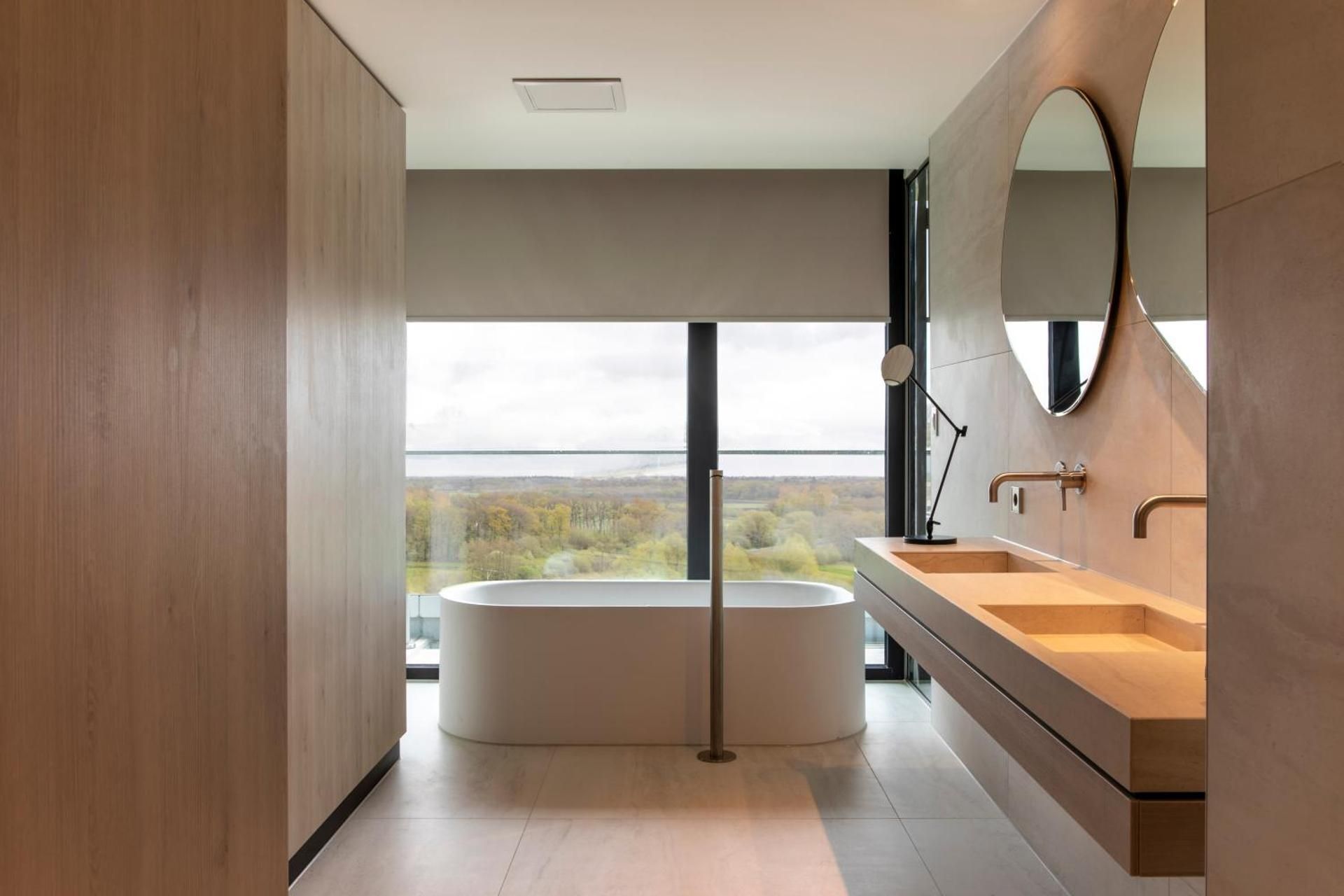 Van der Valk Hotel Deventer Suite with Spa Bath 3