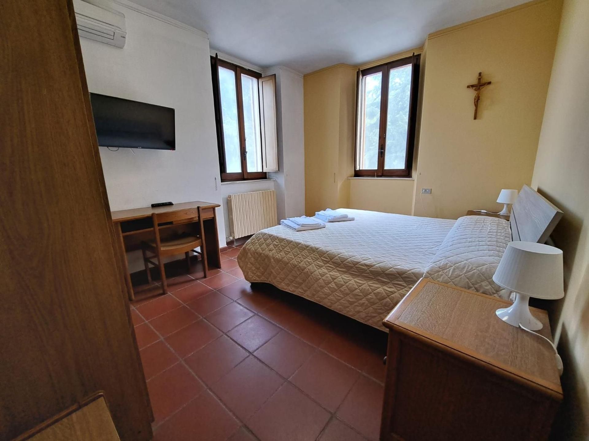 Classic Quadruple Room