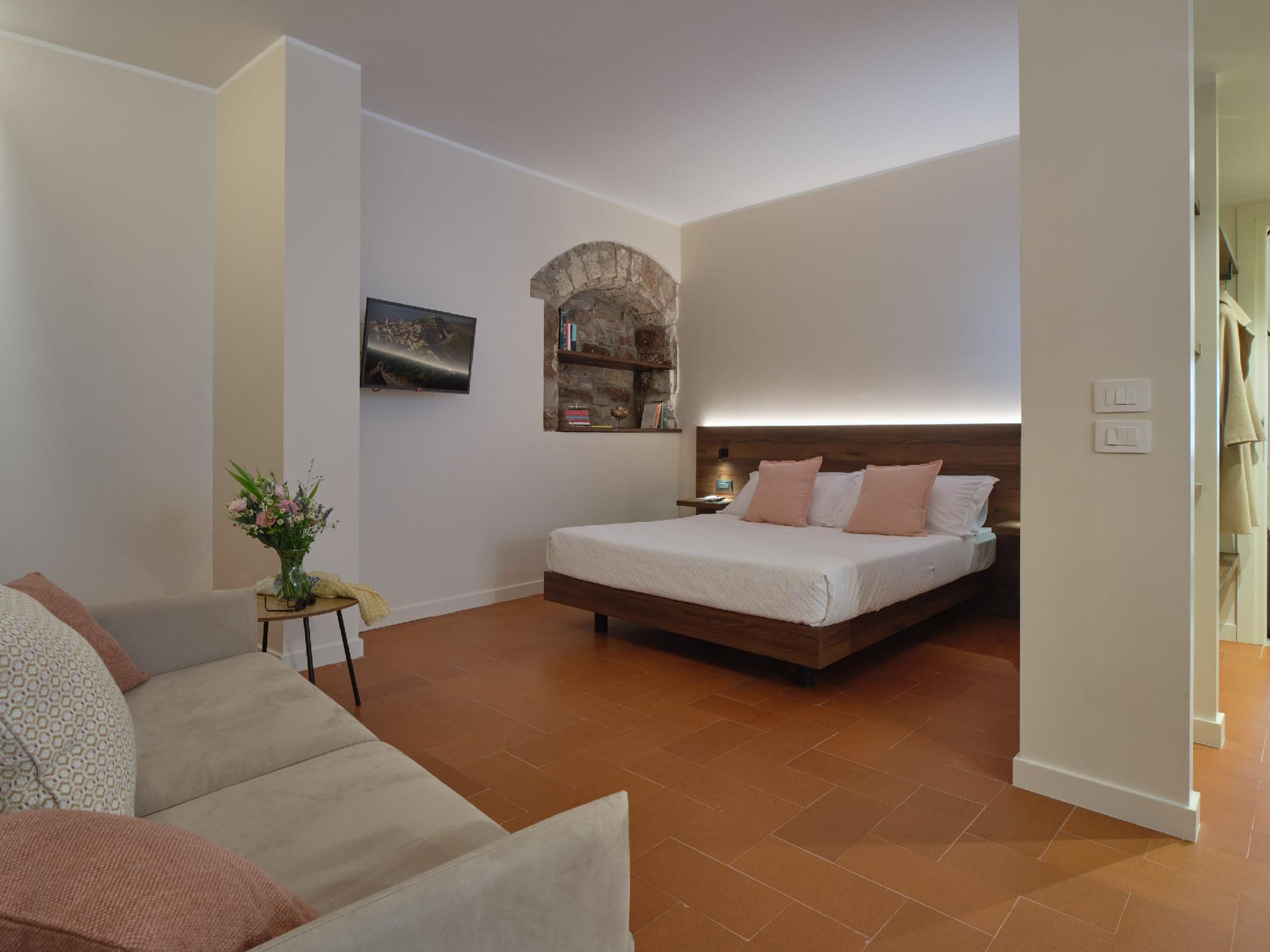 Portica Homes Deluxe Double Room