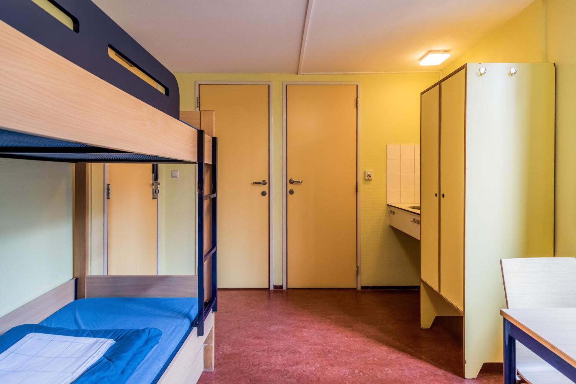 Quadruple Room with Private Bathroom and Shower