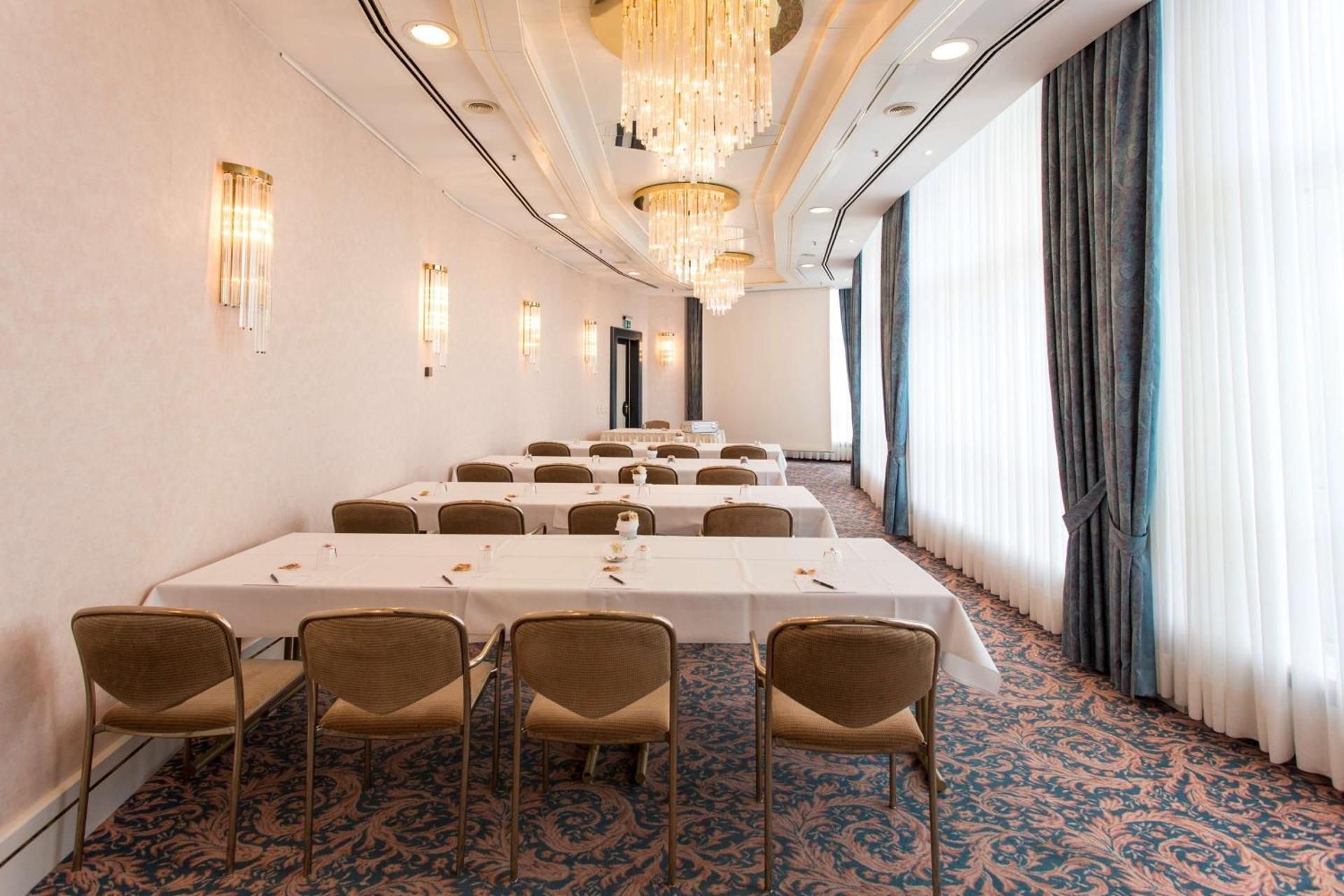 meeting room / ballrooms