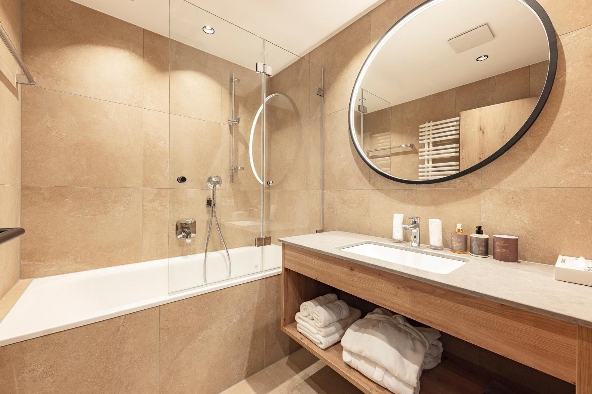 Junior Suite with Mountain View