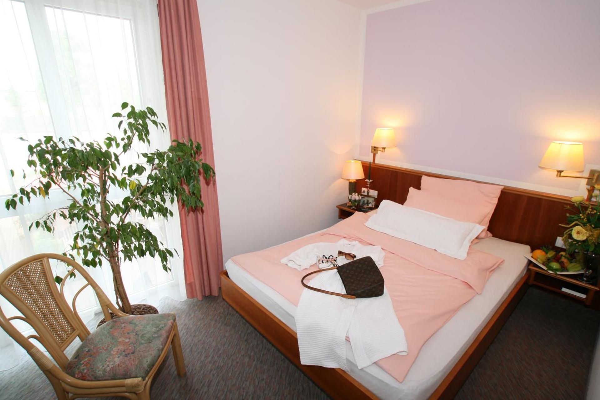 Comfort Single Room with Shower