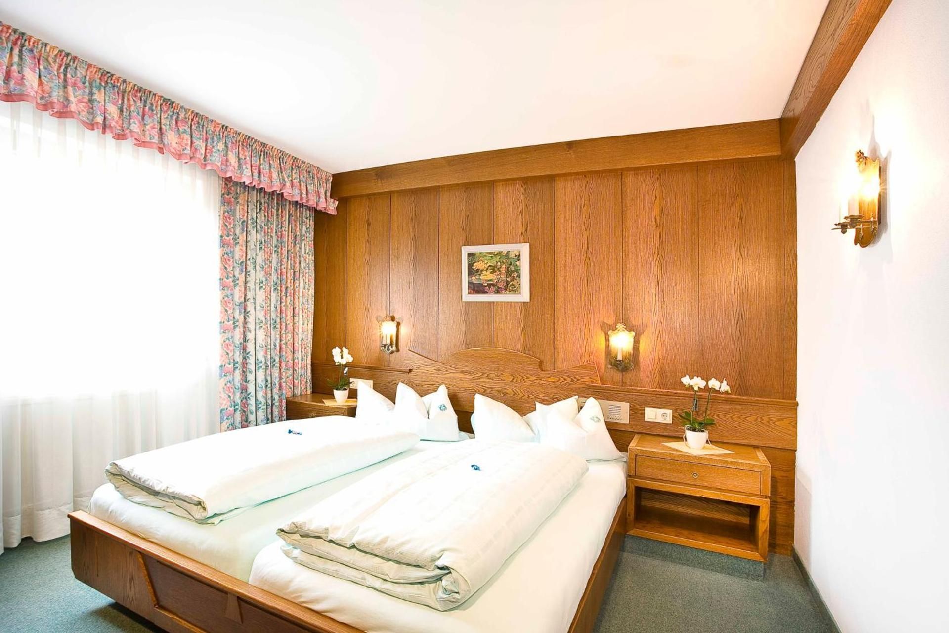 Double Room With Balcony And Mountain View