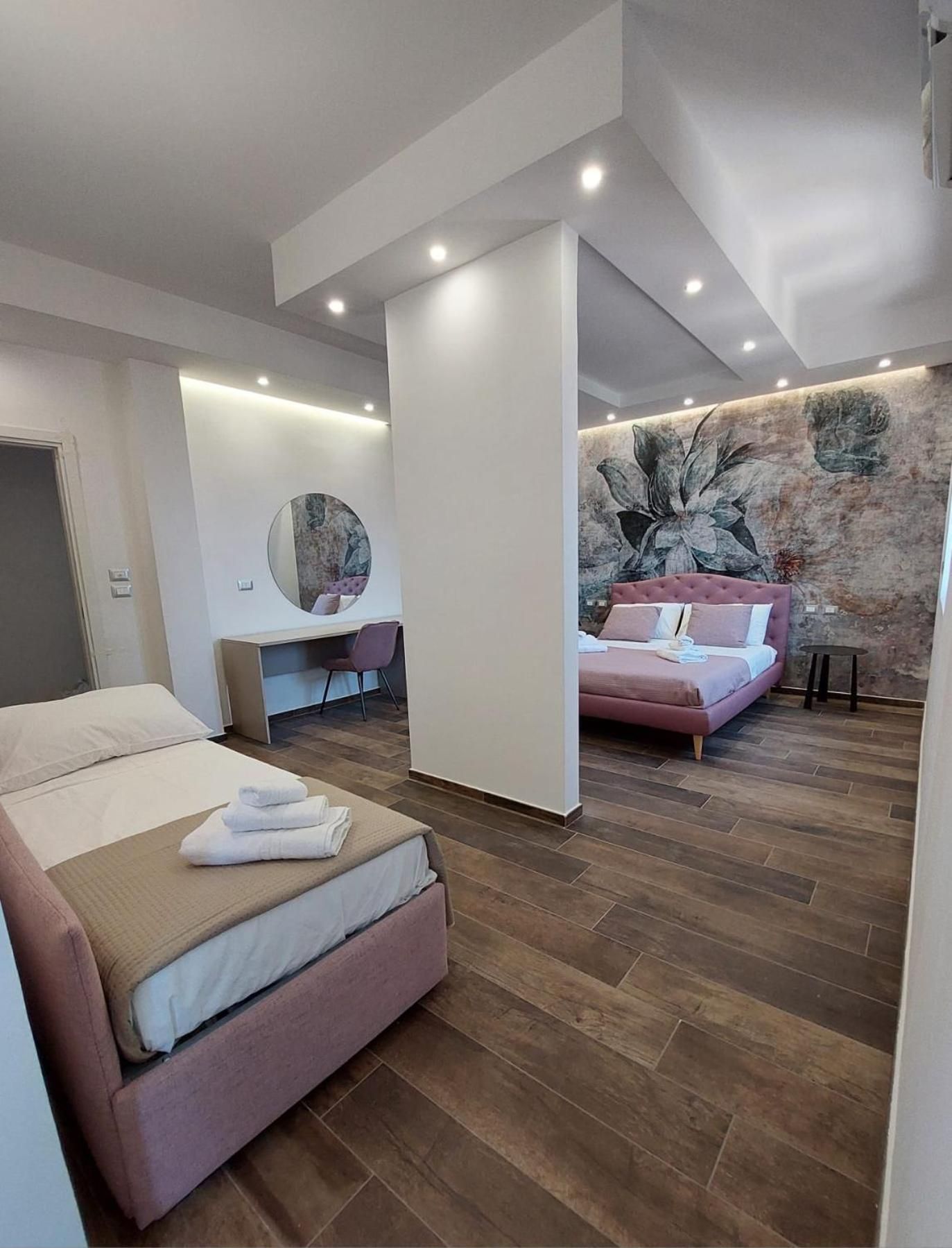 Deluxe Double Room with Extra Bed