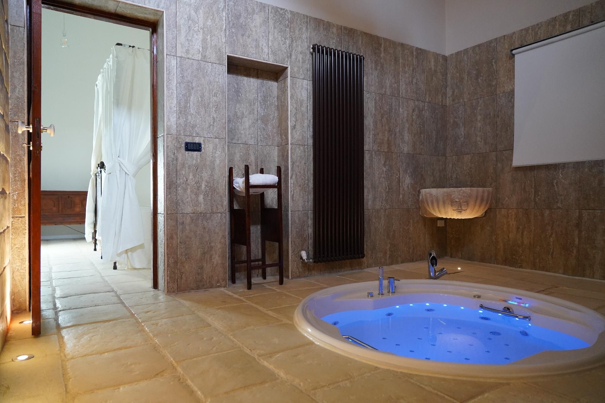 Junior Suite with Hot Tub
